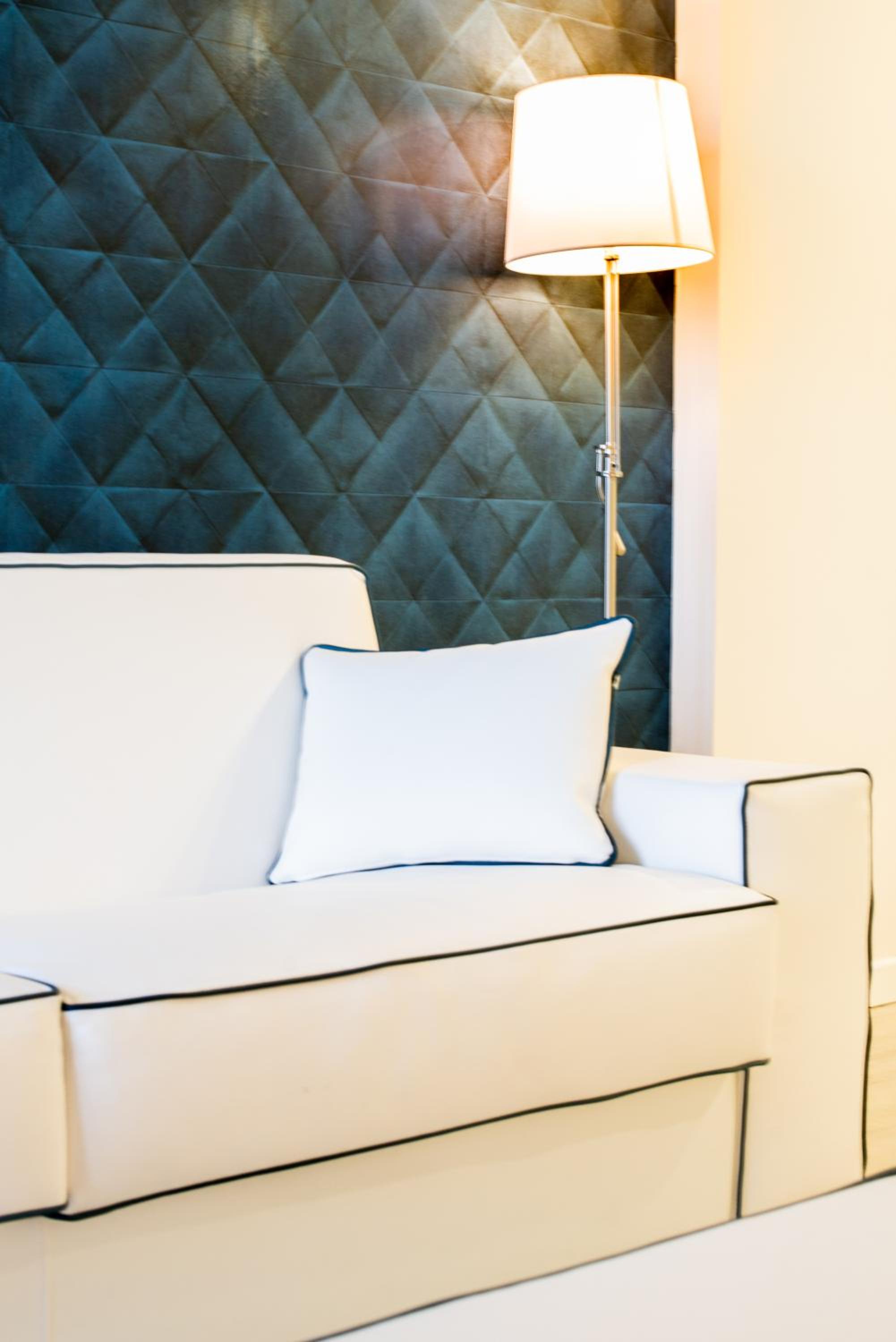 Deluxe Suite with Spa Bath - Photo 1