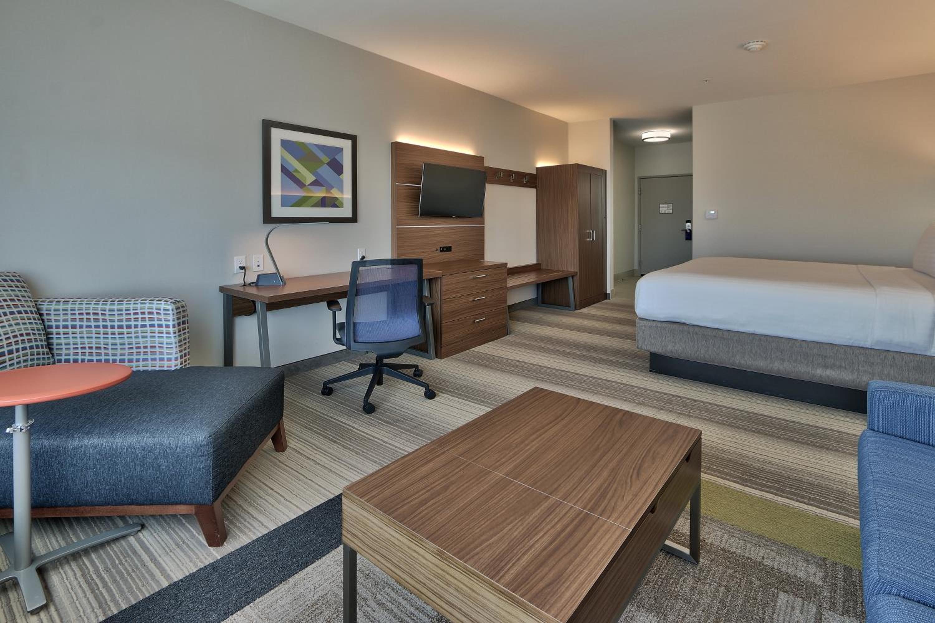 King Suite with Sofa Bed
