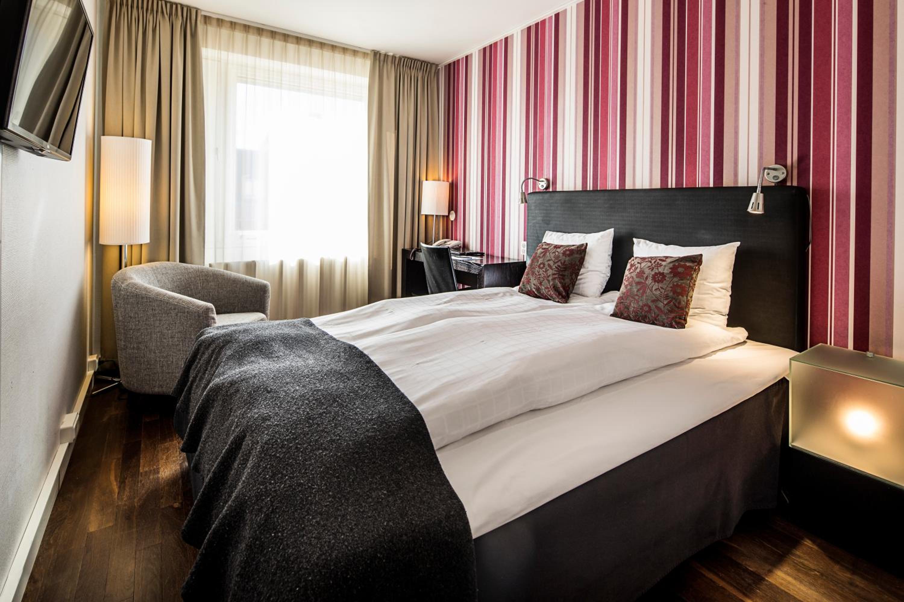 Standard Double Room - Photo 4