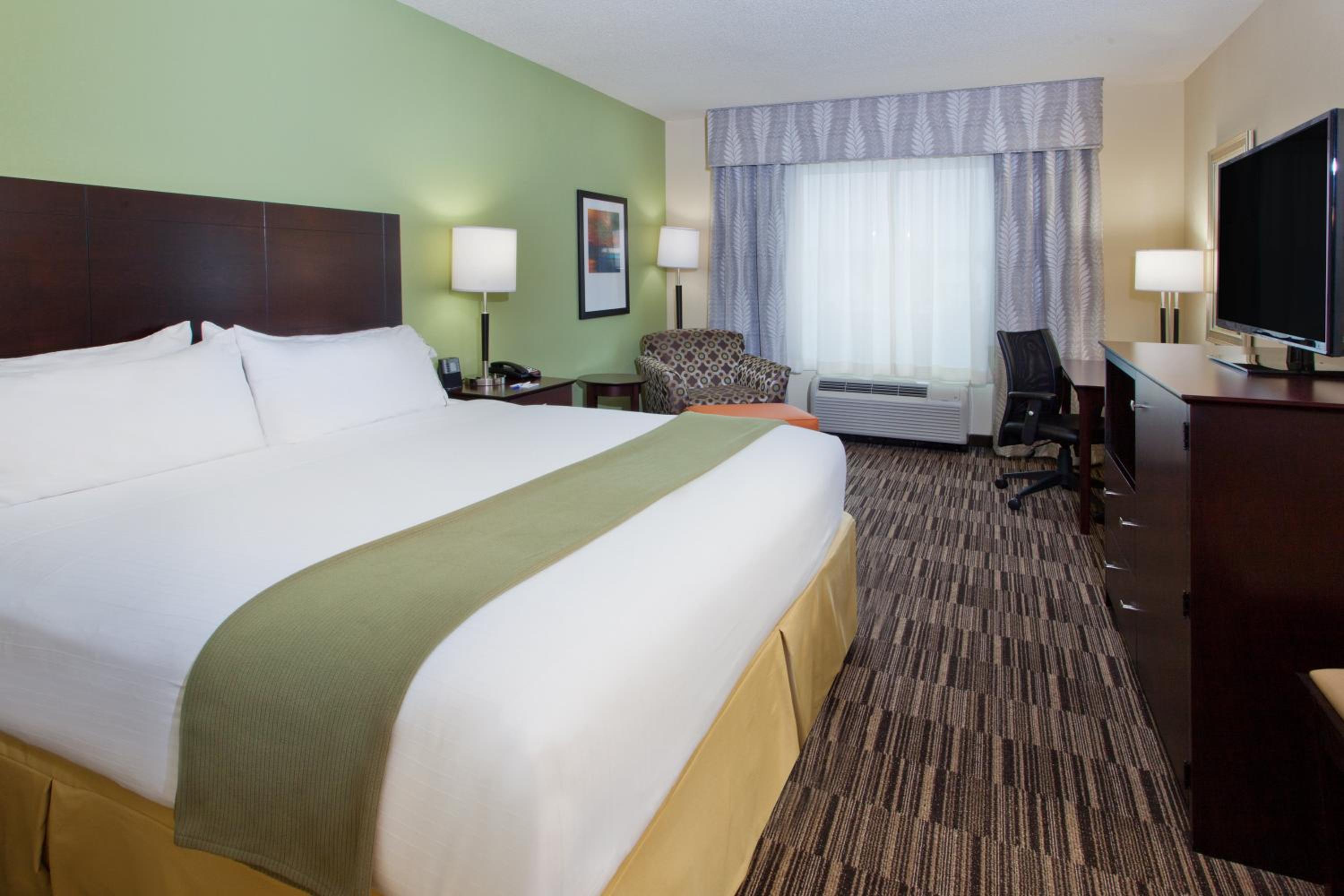 Standard King Room with Walk-In Shower