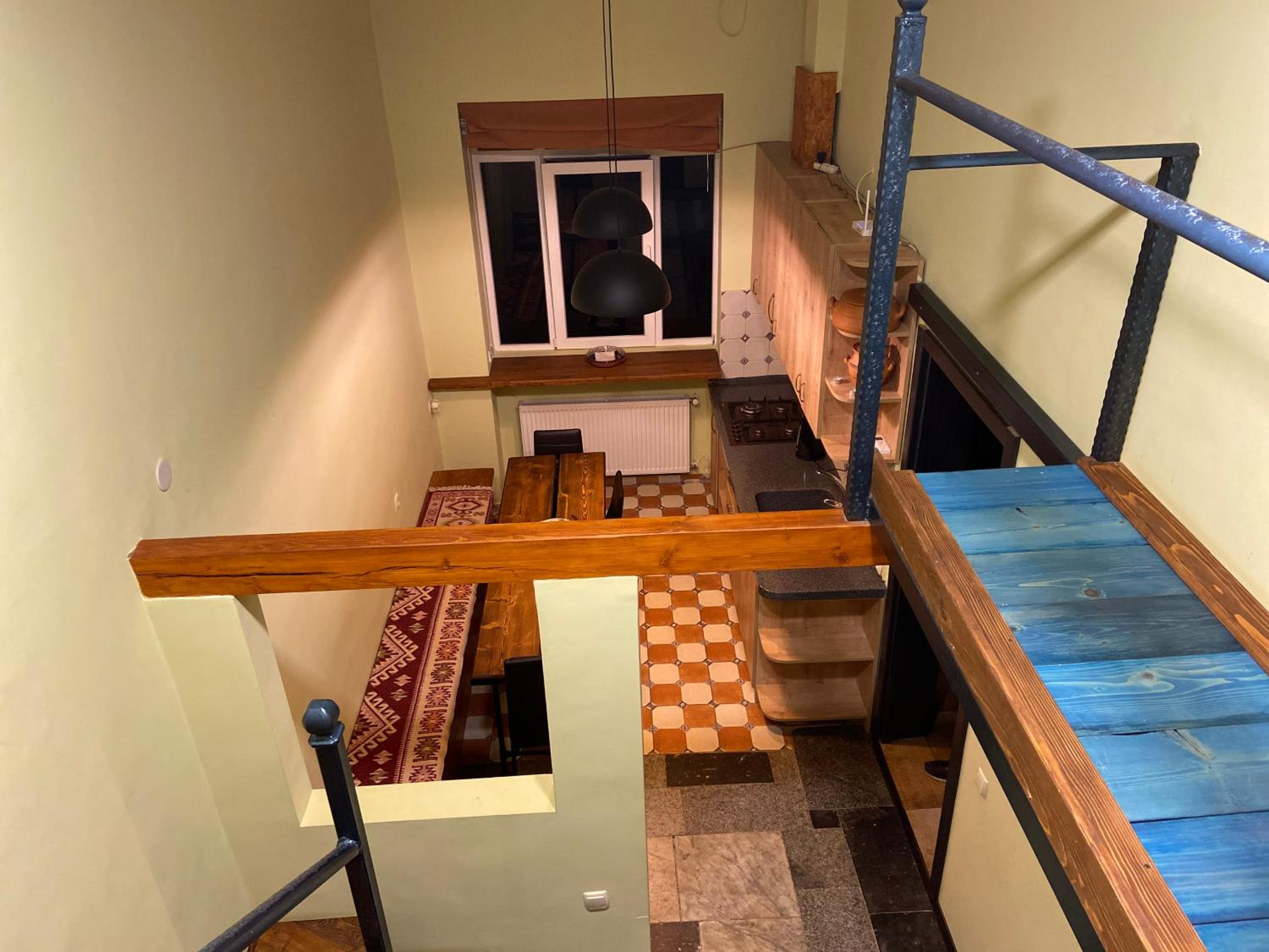 Deluxe Two-Bedroom Apartment with Garden View - Photo 18
