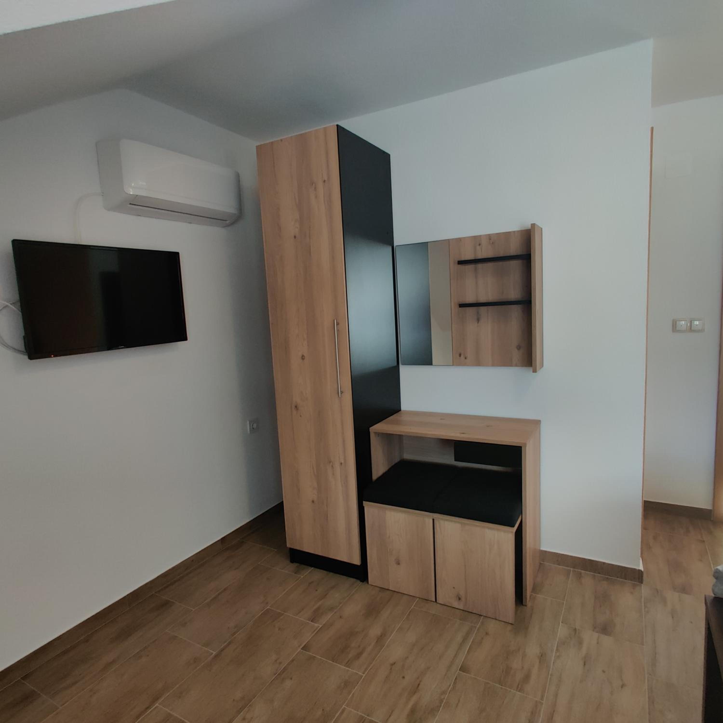 Superior Double Room - Photo 10