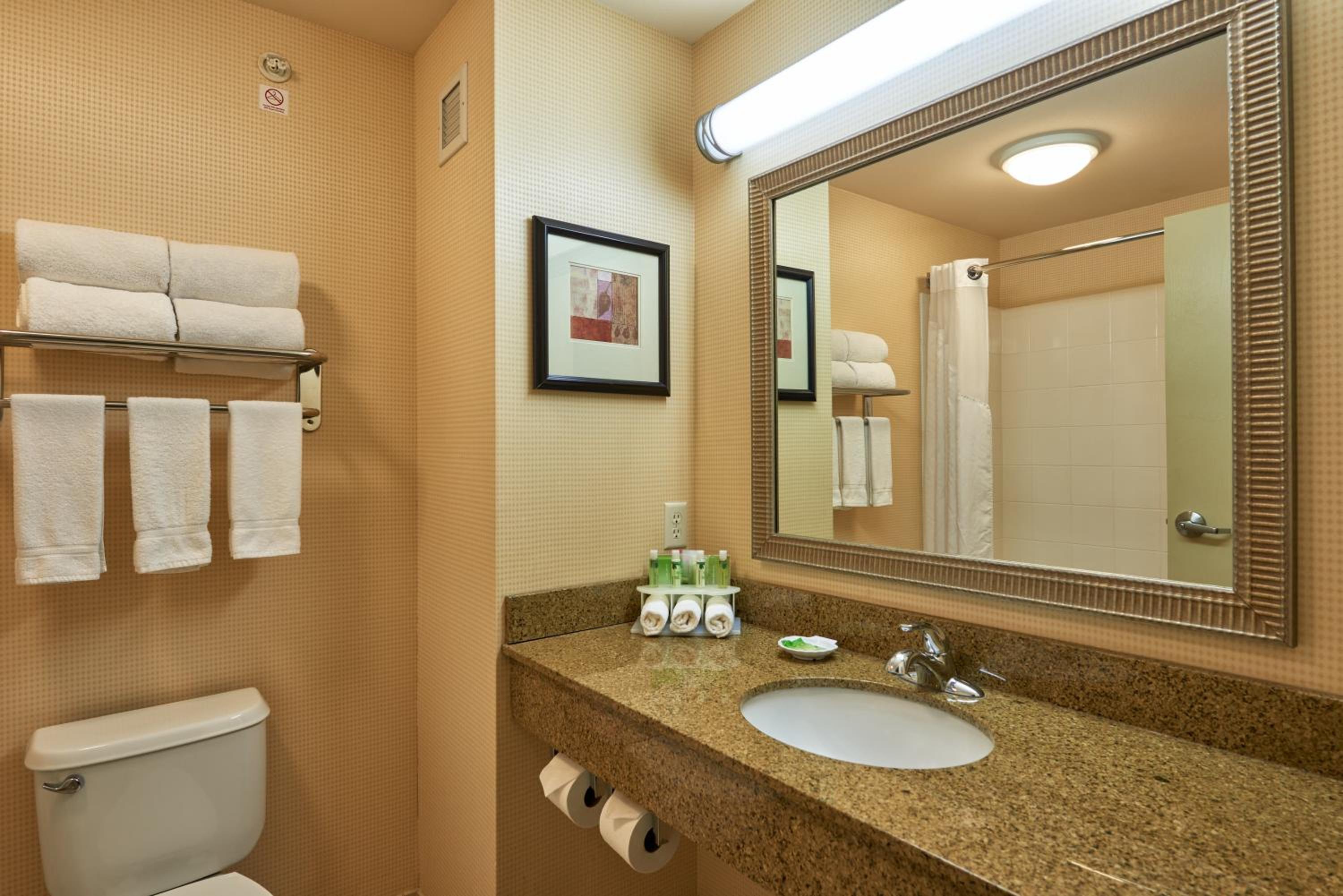 Standard Room - Photo 2