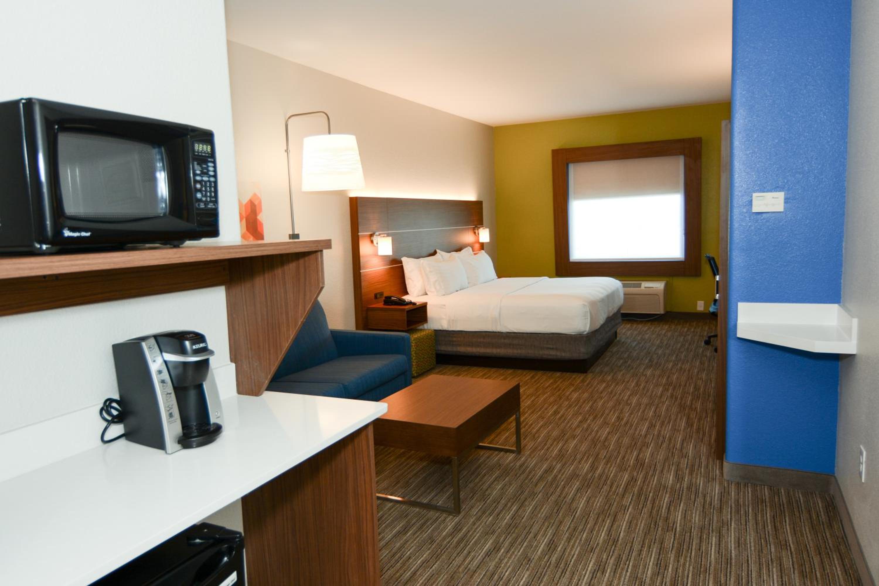 King Suite with Sofa Bed - Photo 2