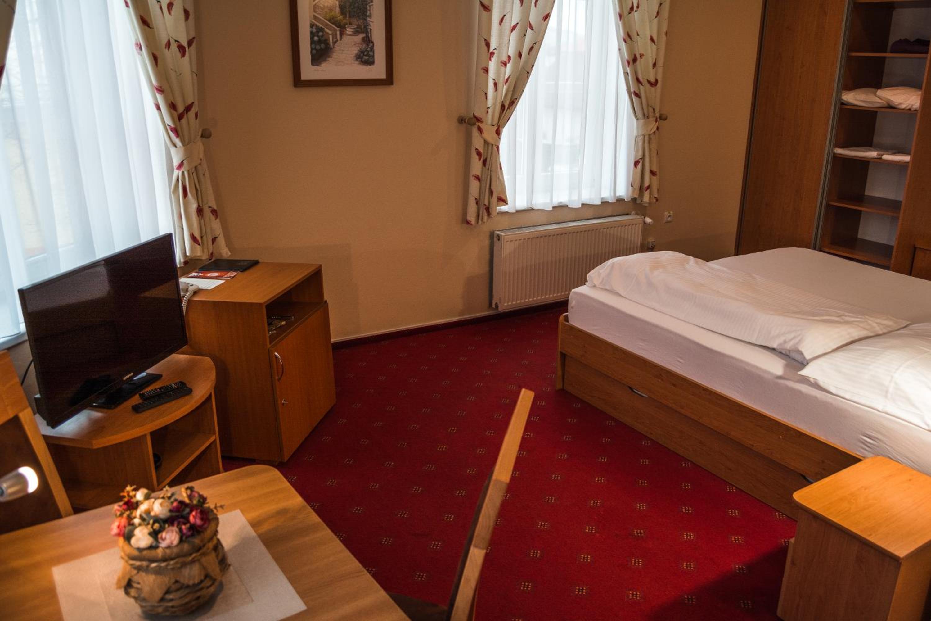 Junior Suite - Photo 1