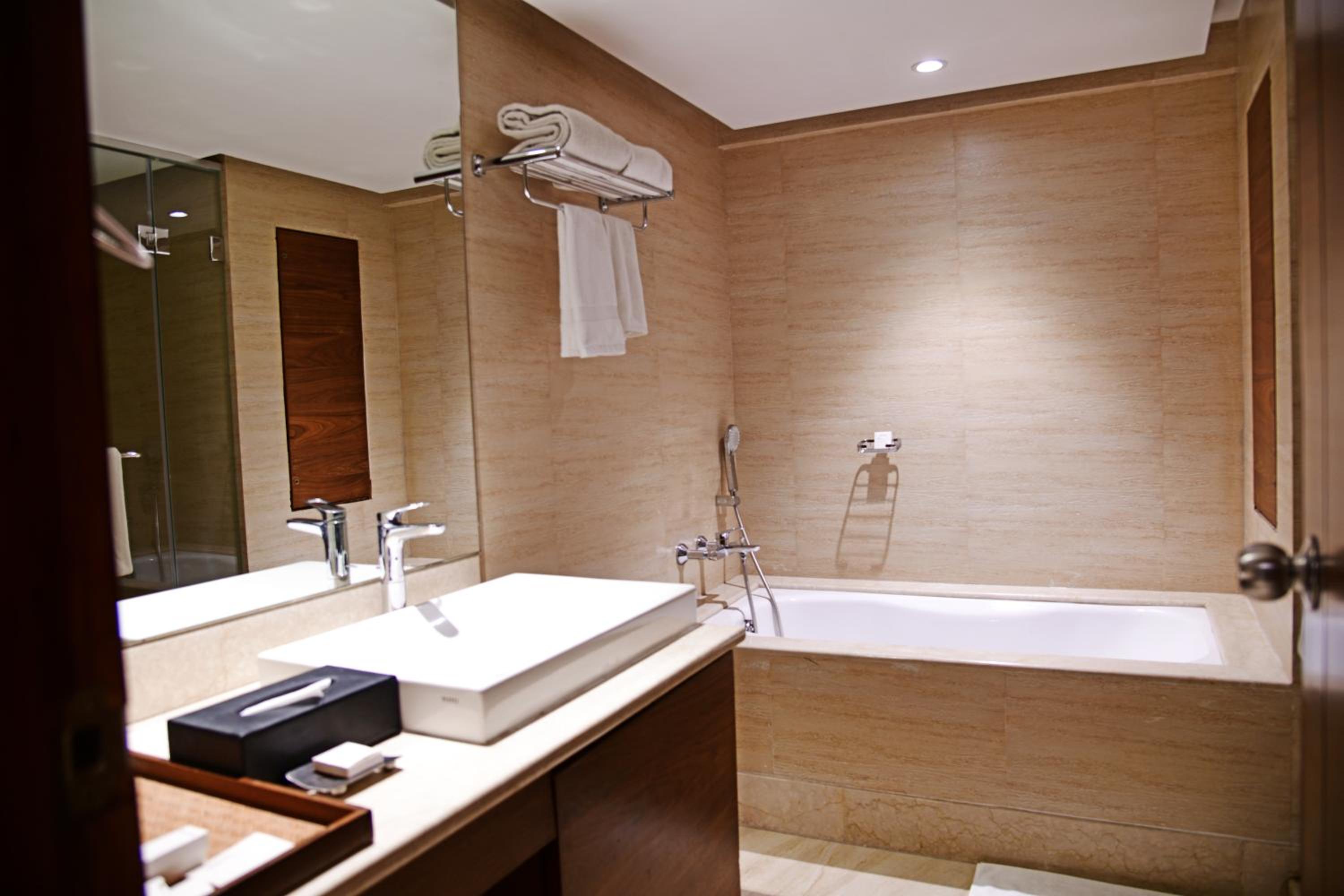Deluxe Suite photo
