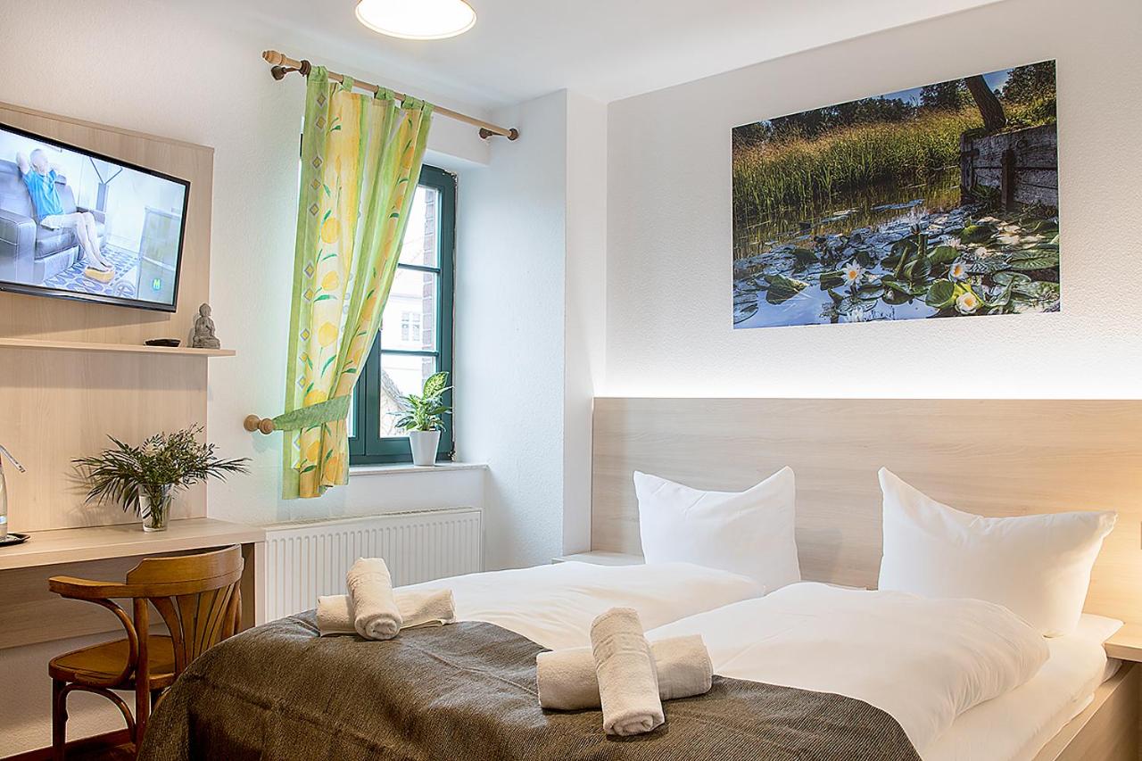 Budget Double Room photo 1