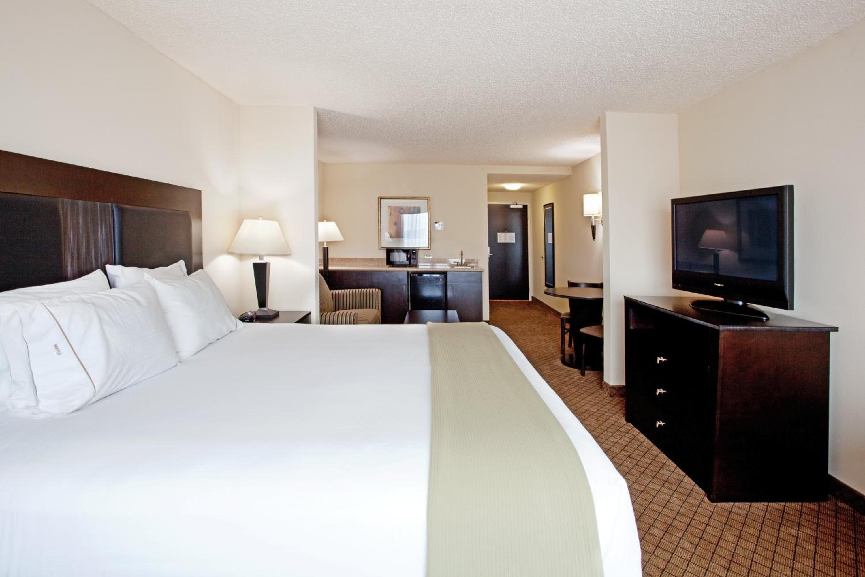 King Suite with Sofa Bed - Photo 1