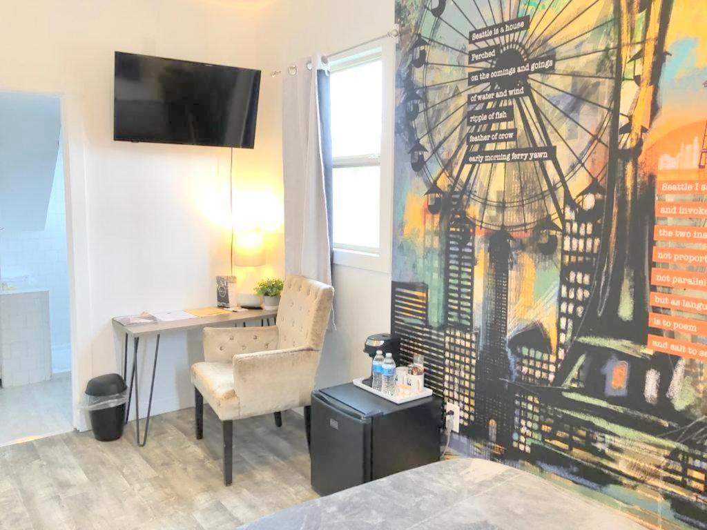 Double / Twin Room - 1 Parking Space Included - Photo 18