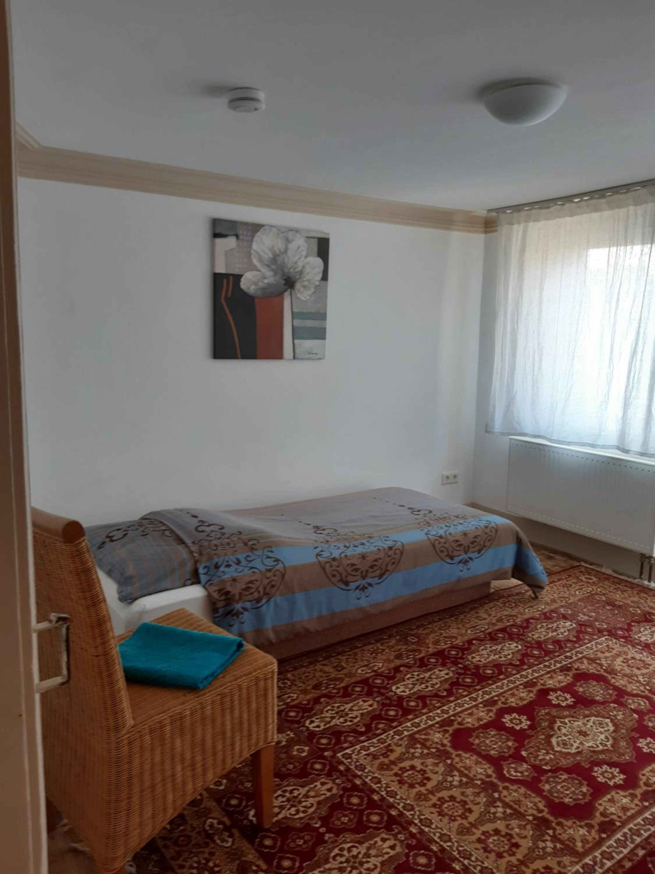 Single Room with Shared Bathroom photo 1