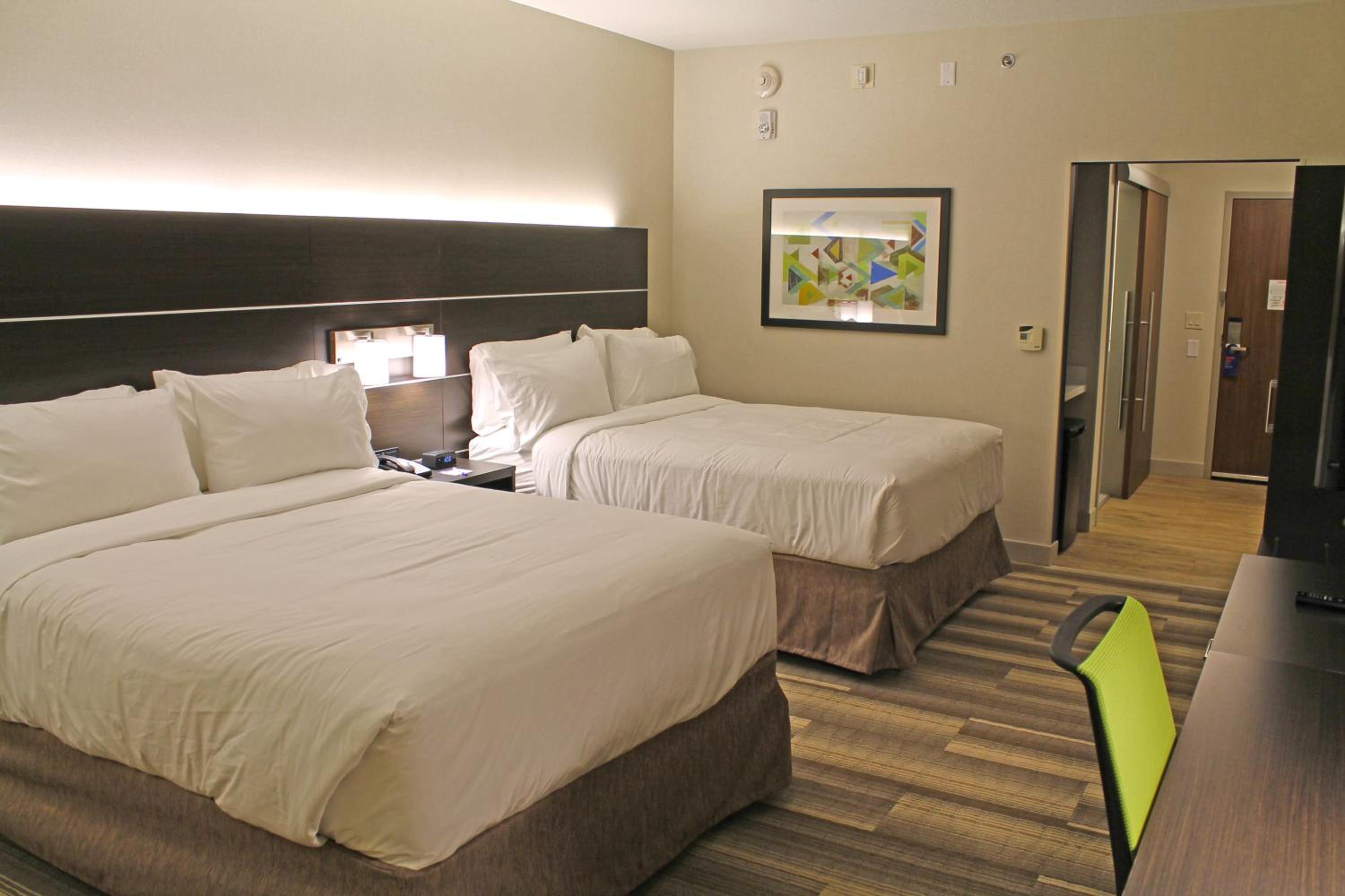 Queen Room with Two Queen Beds - Disability Access/Non-Smoking