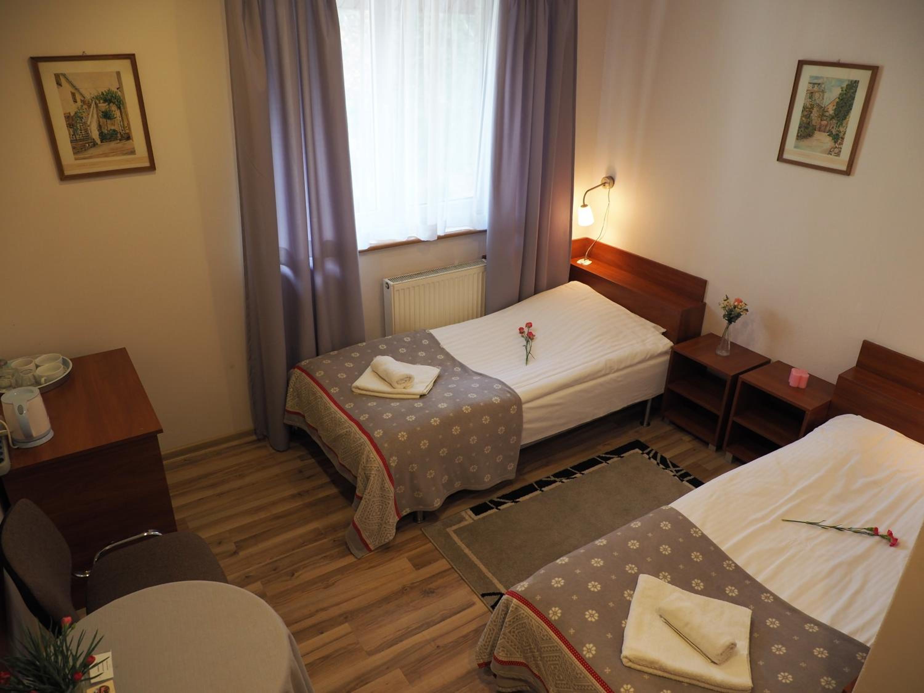 Standard  Double Room - Photo 3