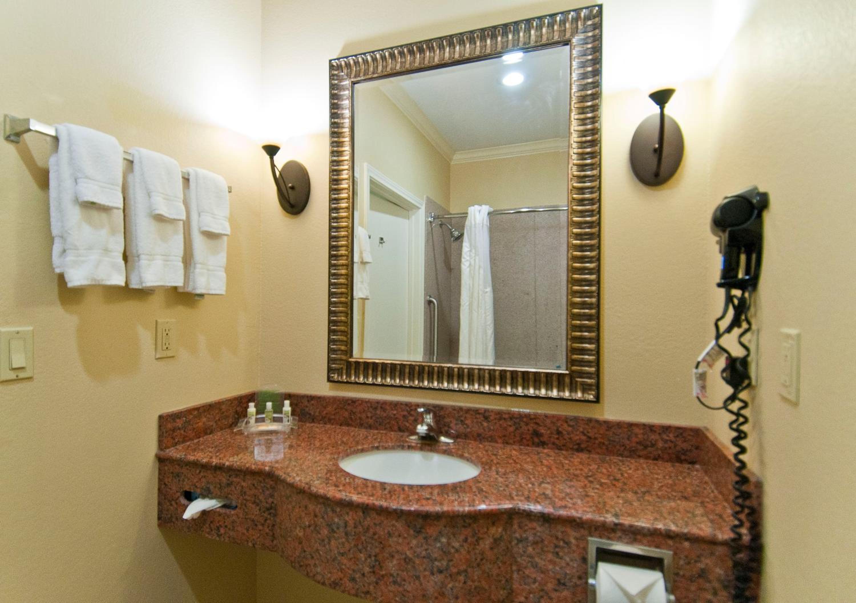 Wyndham Lake Charles, Billede 2
