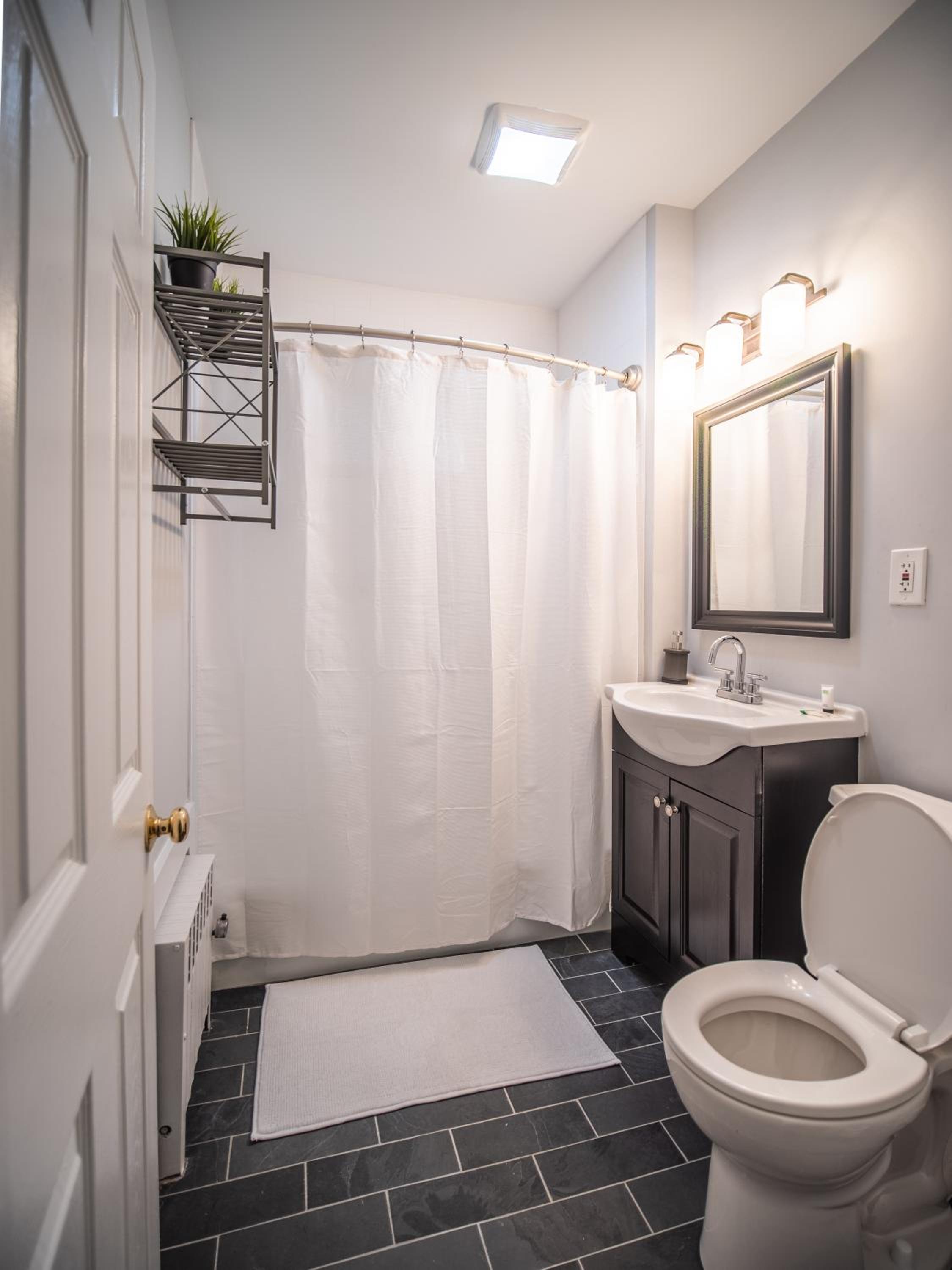 Three-Bedroom House photo 2