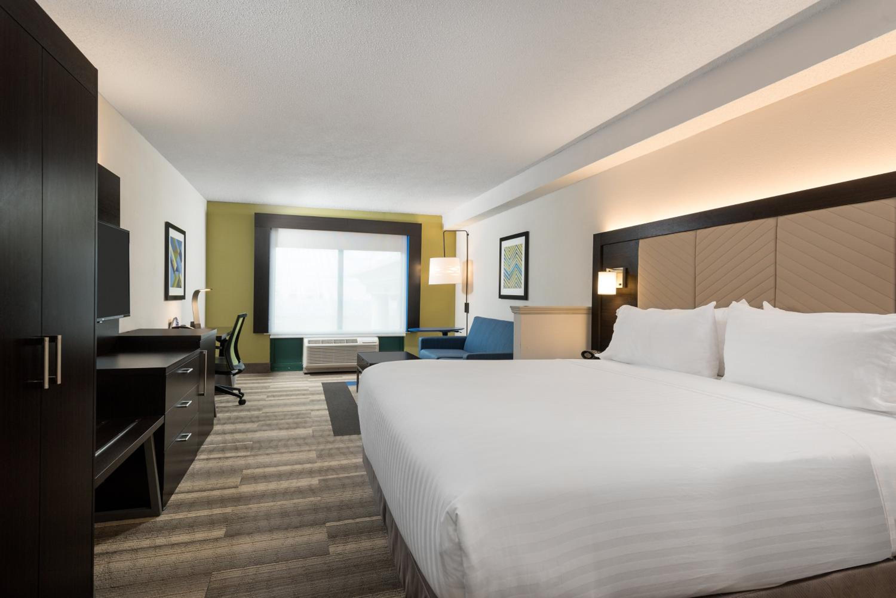 King Suite with Sofa Bed - Photo 1