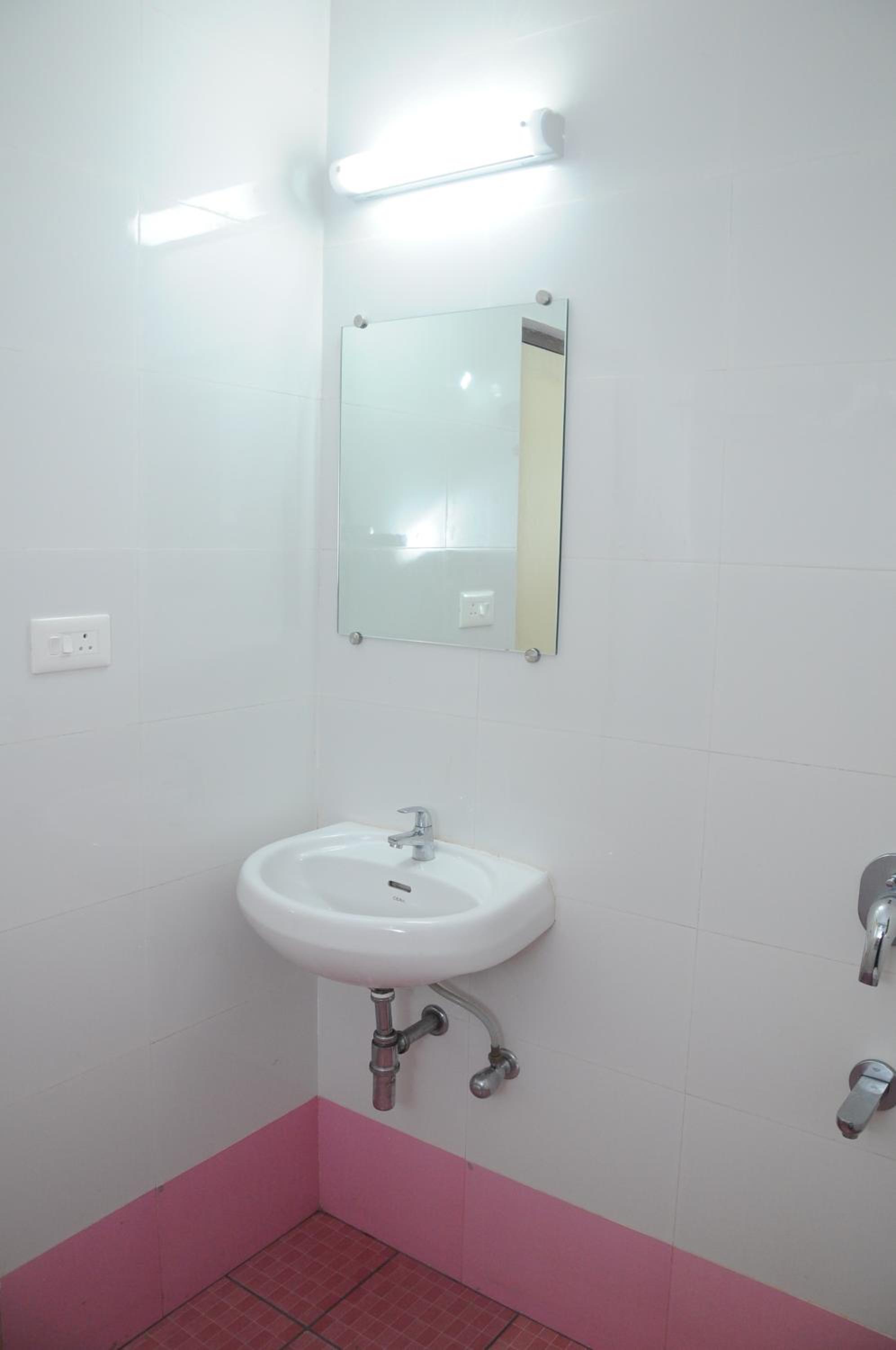 Standard Double Room with Fan photo 3
