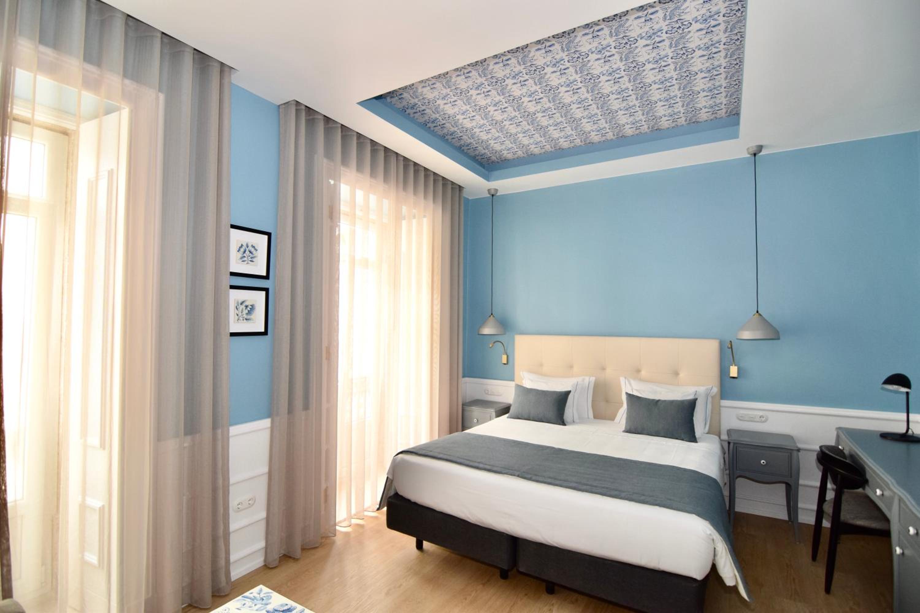 Deluxe Double or Twin Room - Photo 1