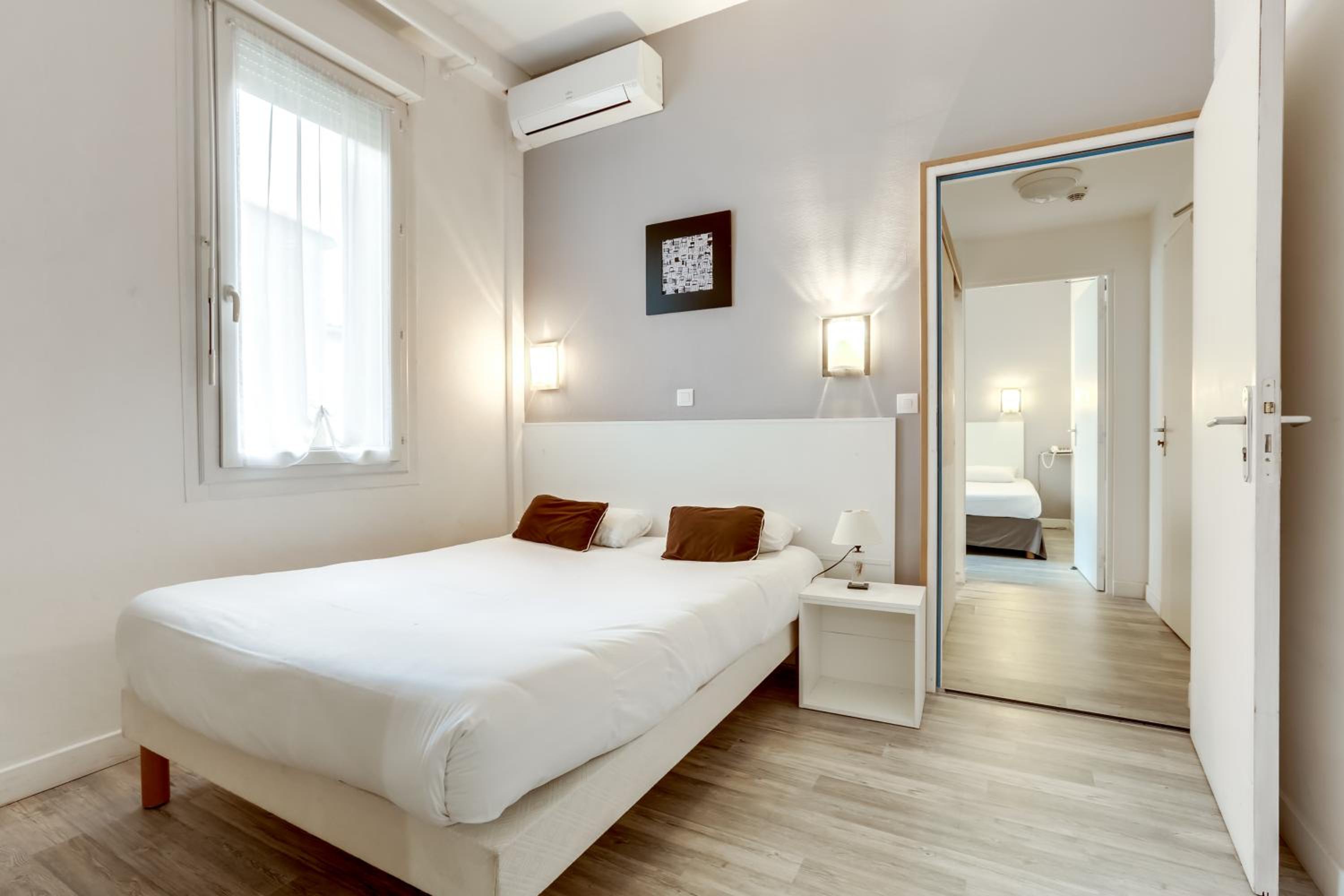 Suite - 4 guests photo 1