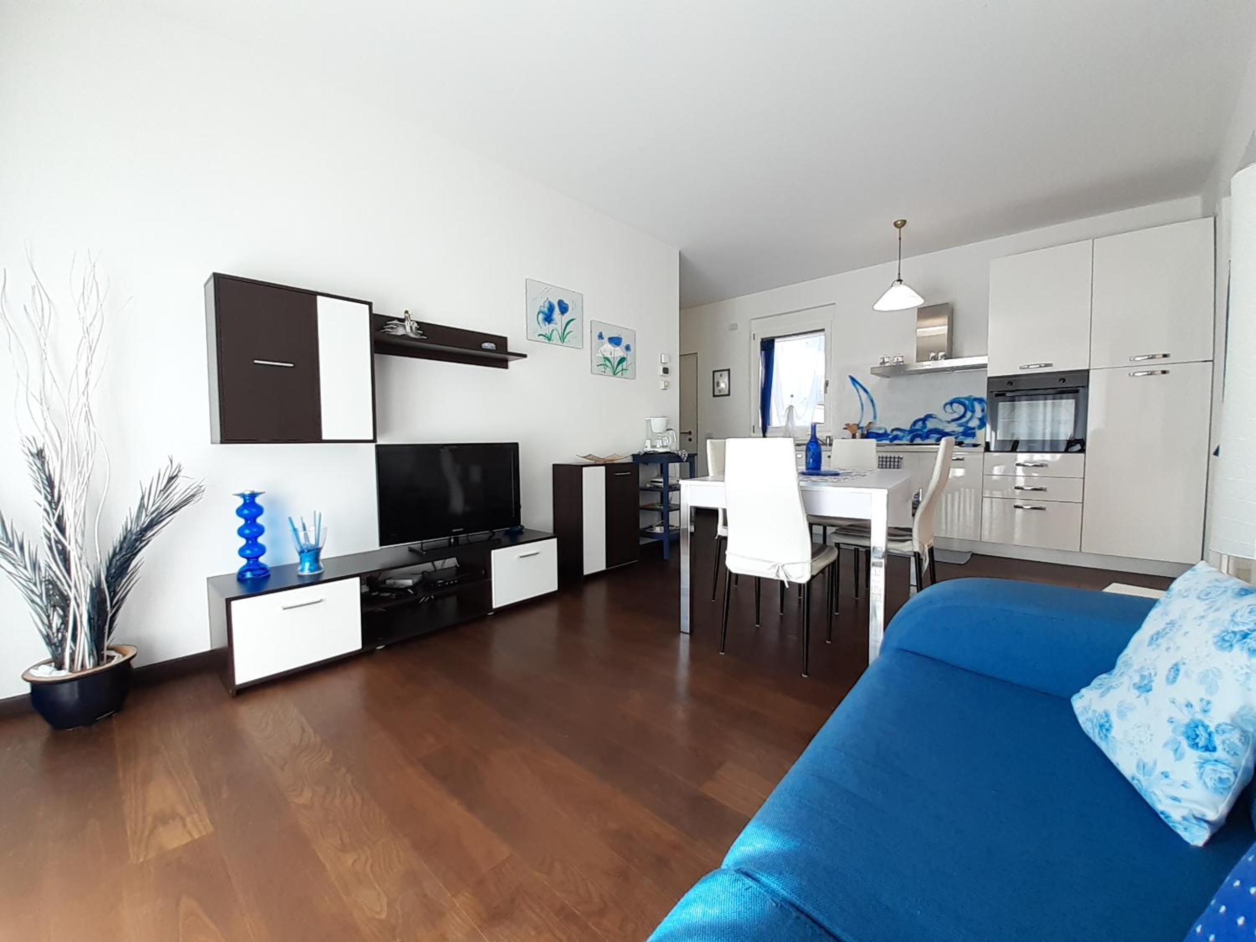 Two-Bedroom Apartment photo 3