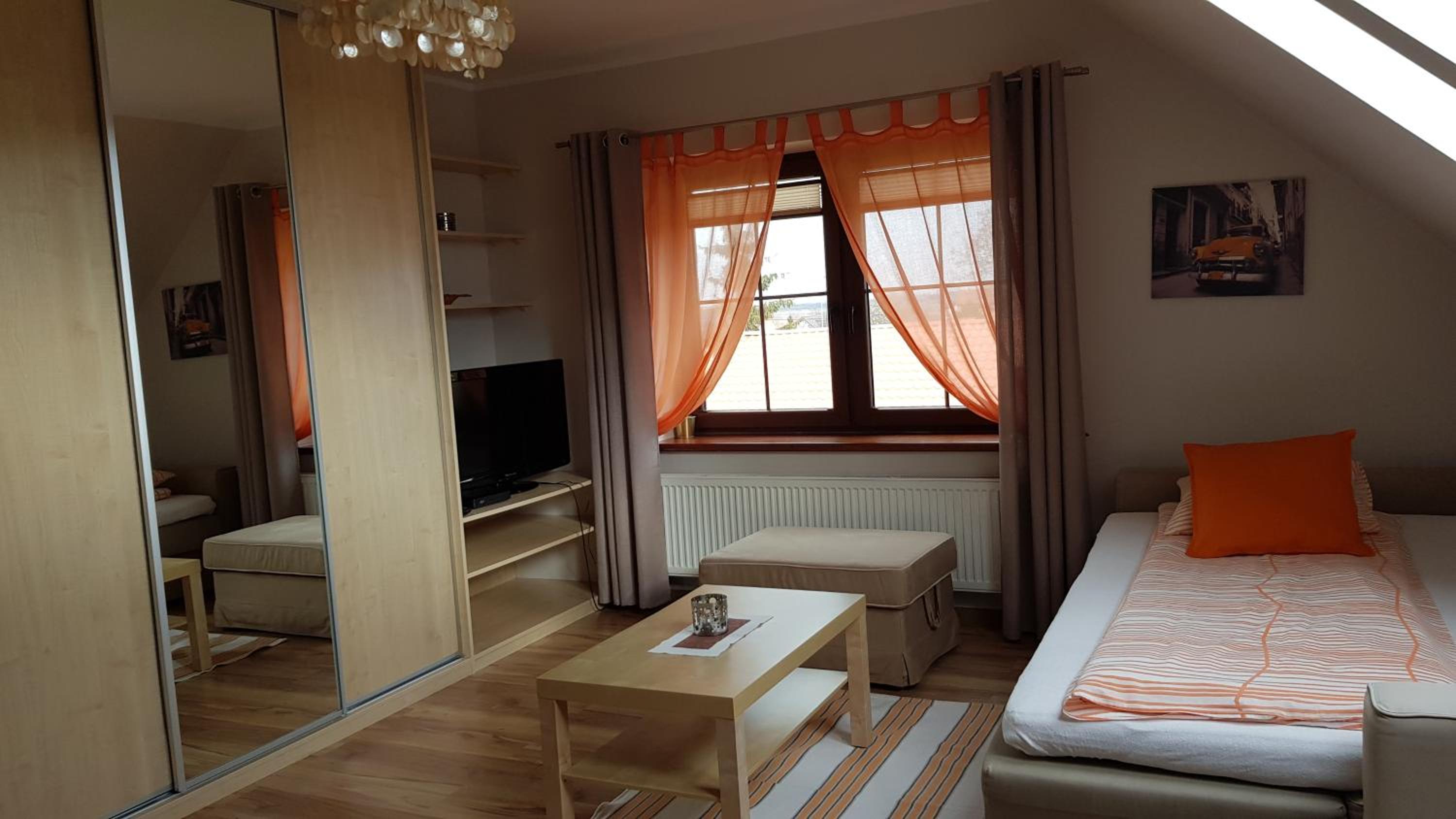 Apartment - Split Level - Photo 23