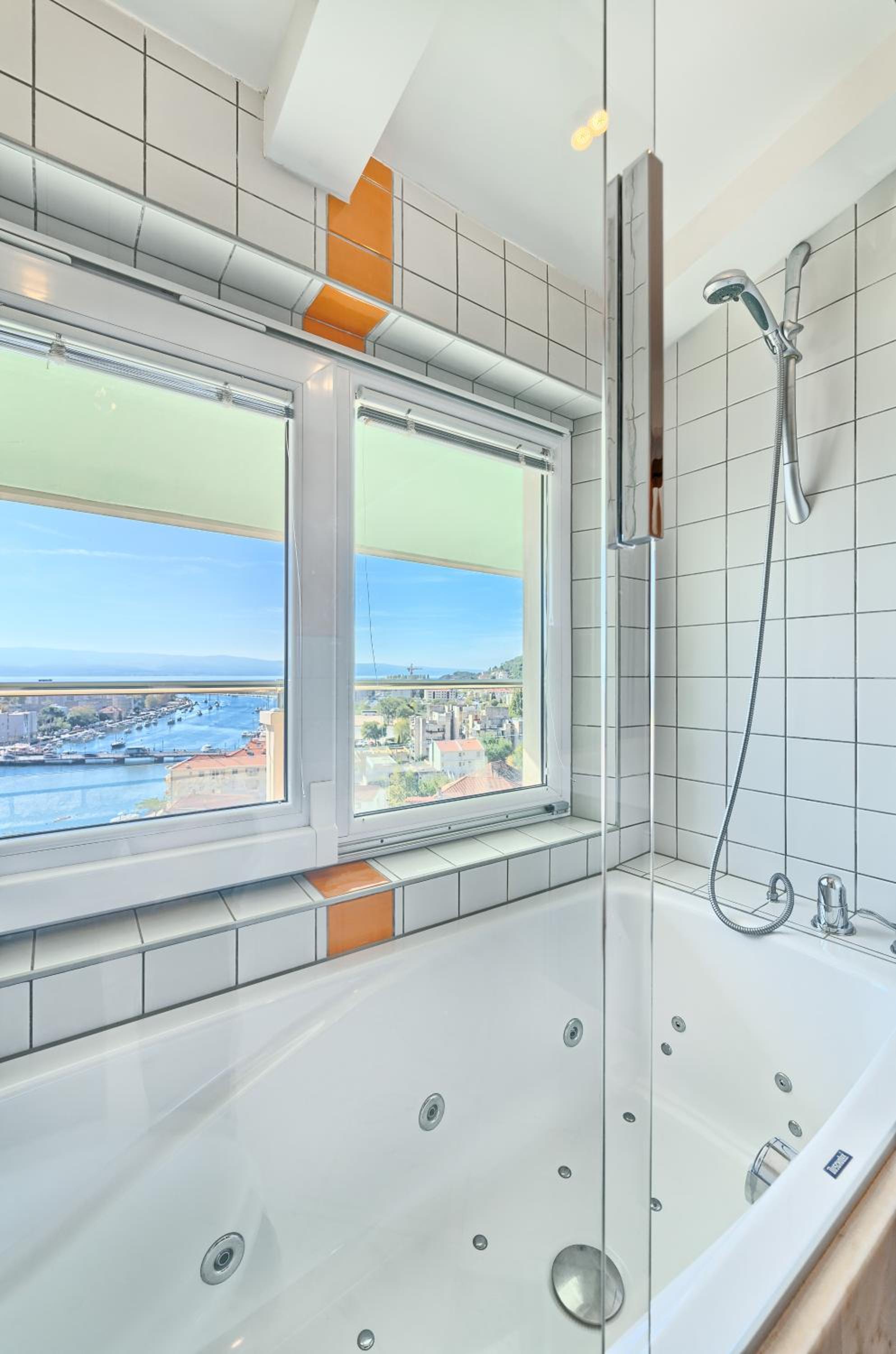 Superior Double Room with Balcony and Sea View photo 2