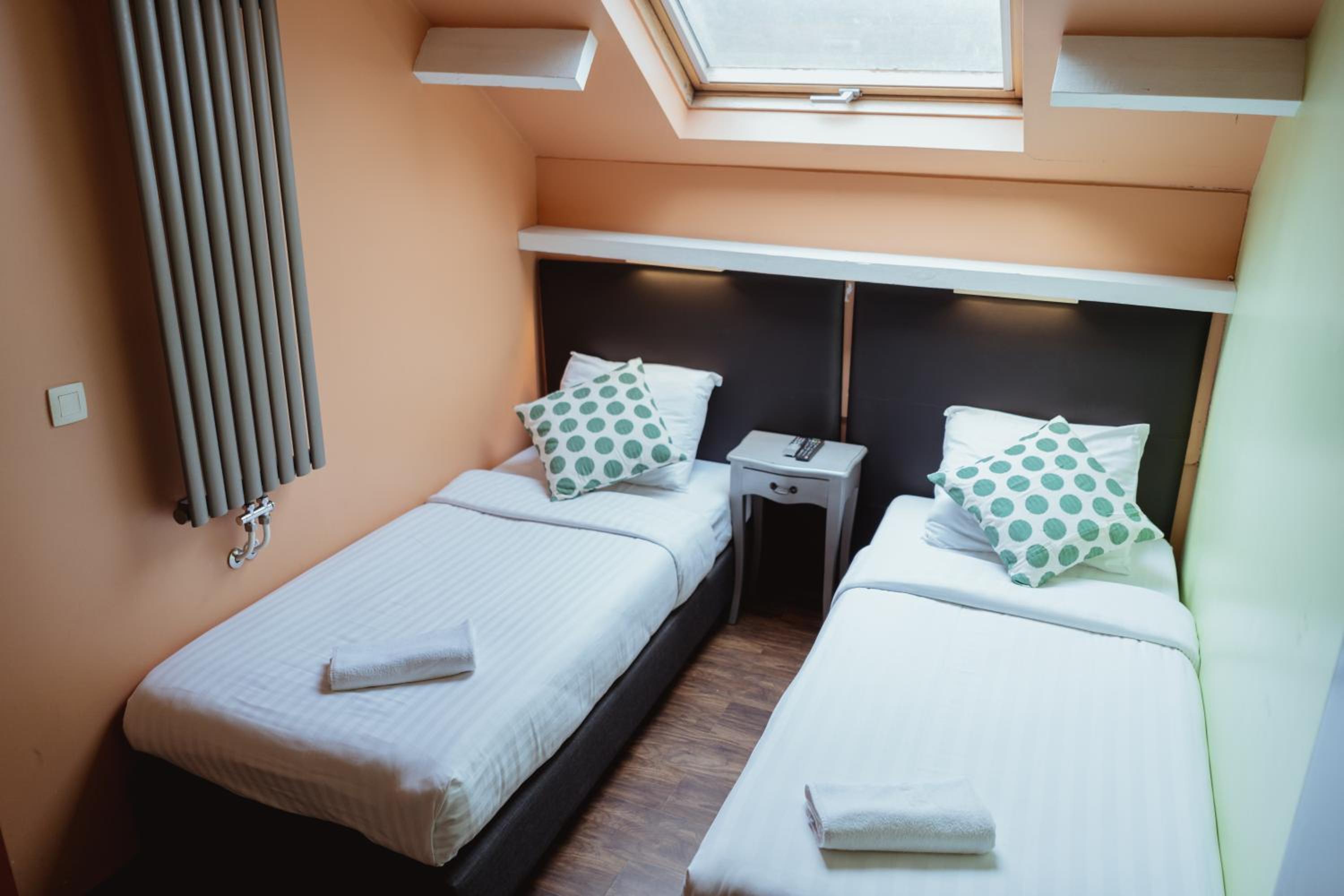 Triple Room - Photo 4