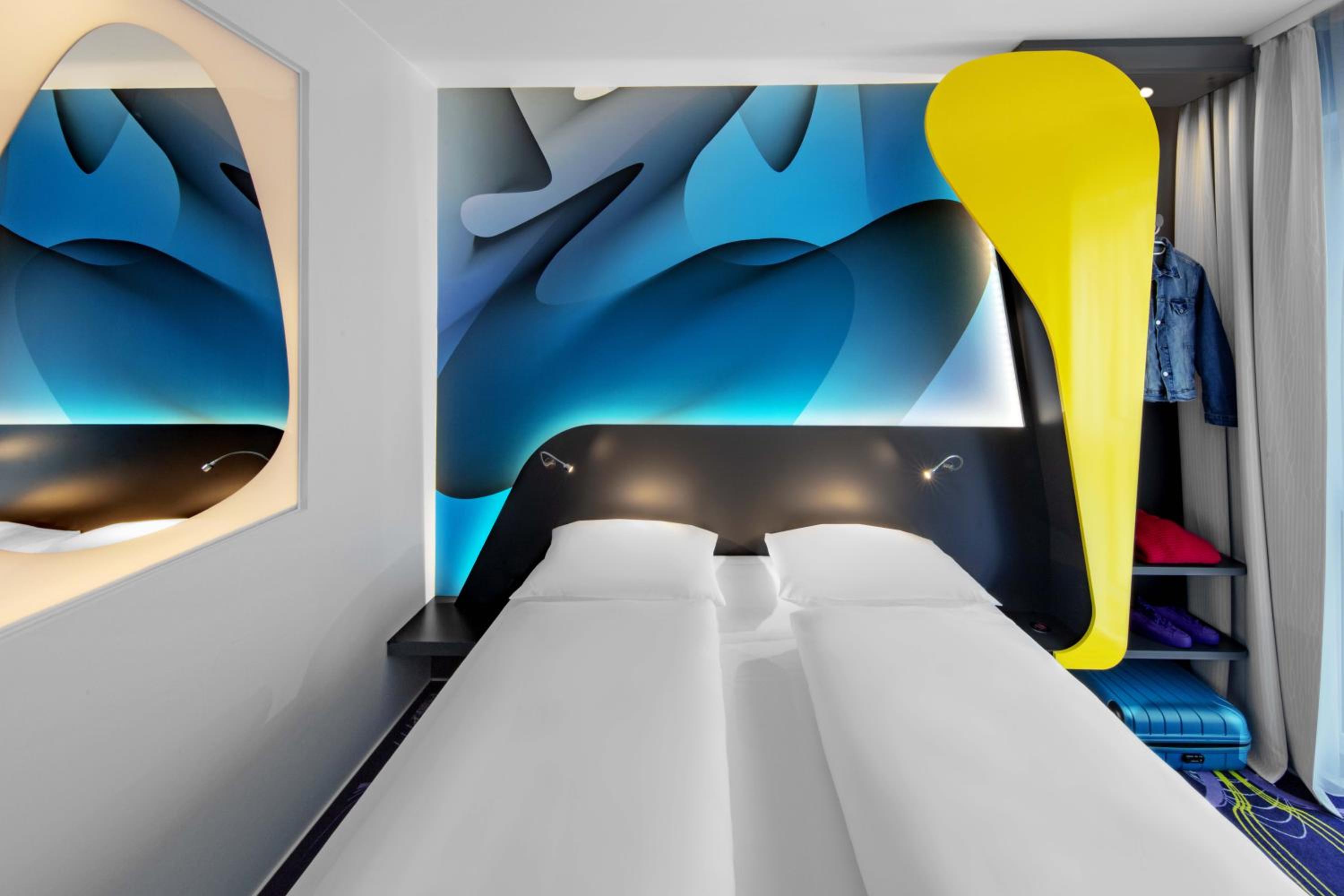Design Room - Photo 7