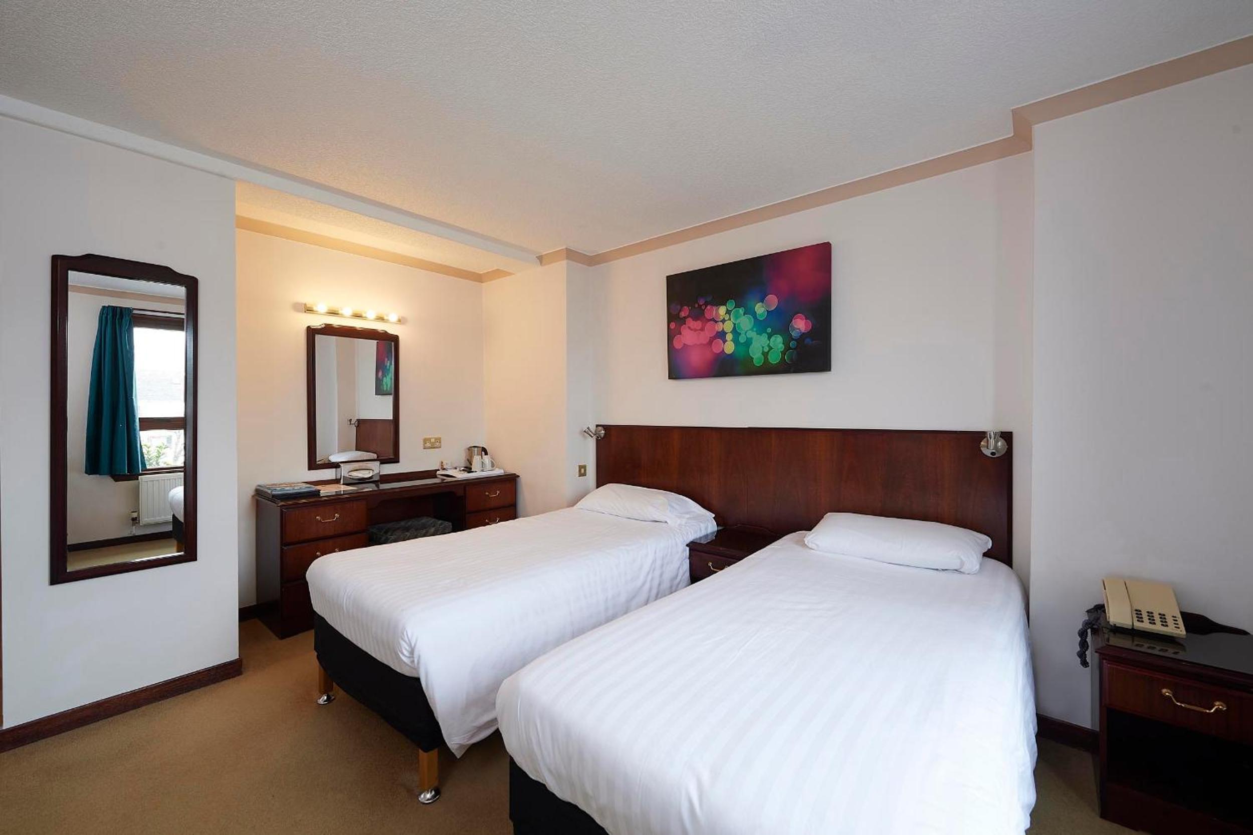 Comfort Twin Room - Photo 2