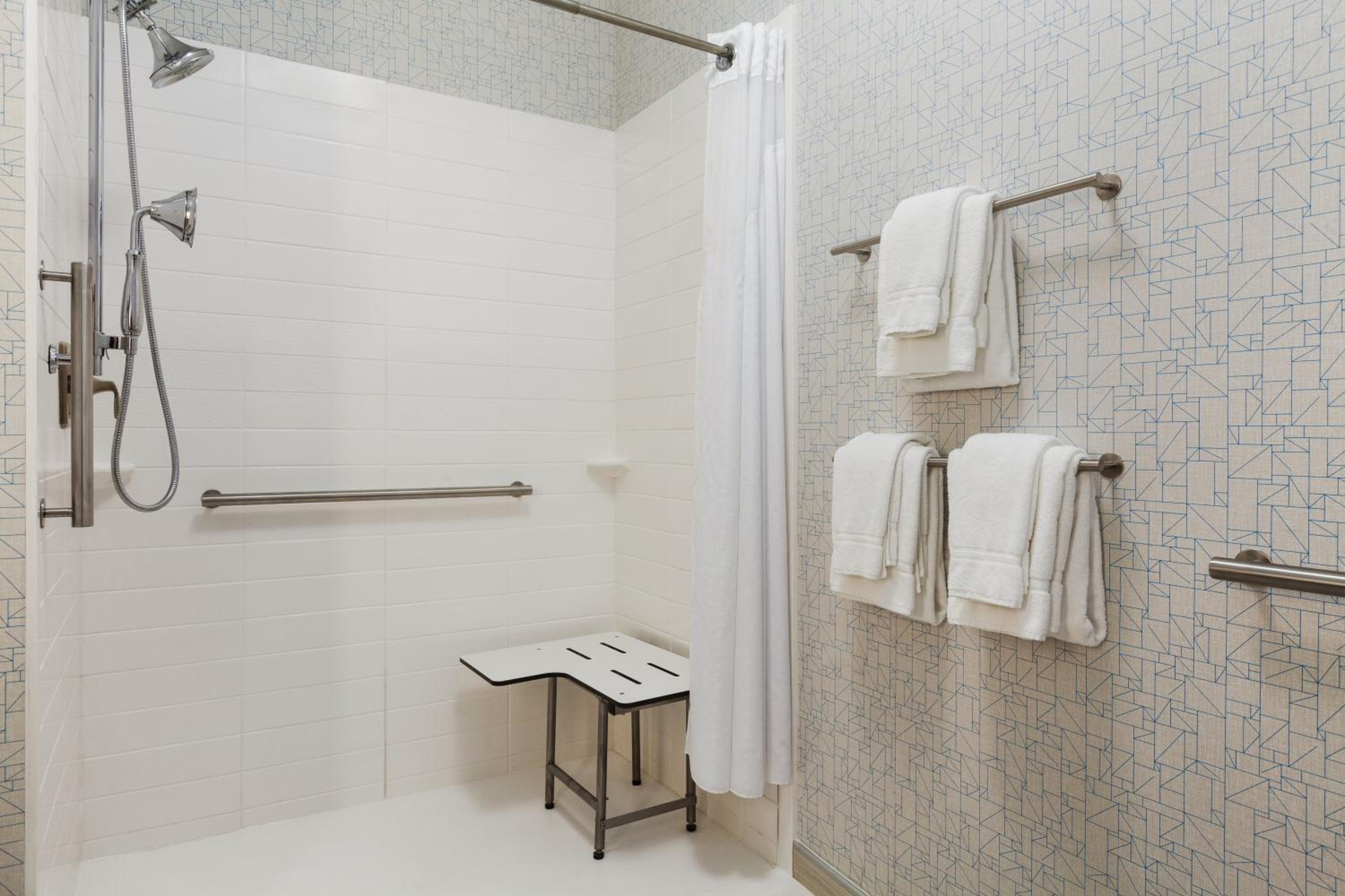 Twin Room - Mobility Access/Hearing Accessible