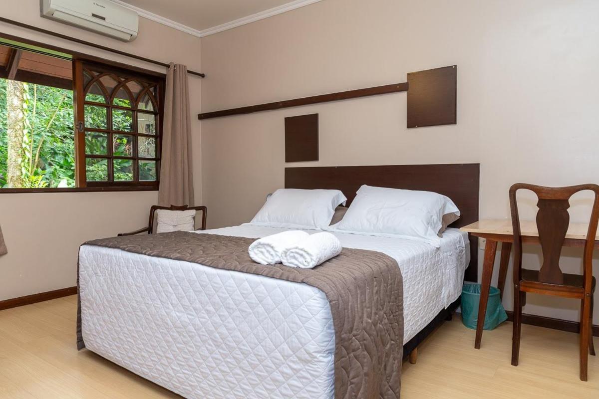 Large Double Room photo 2