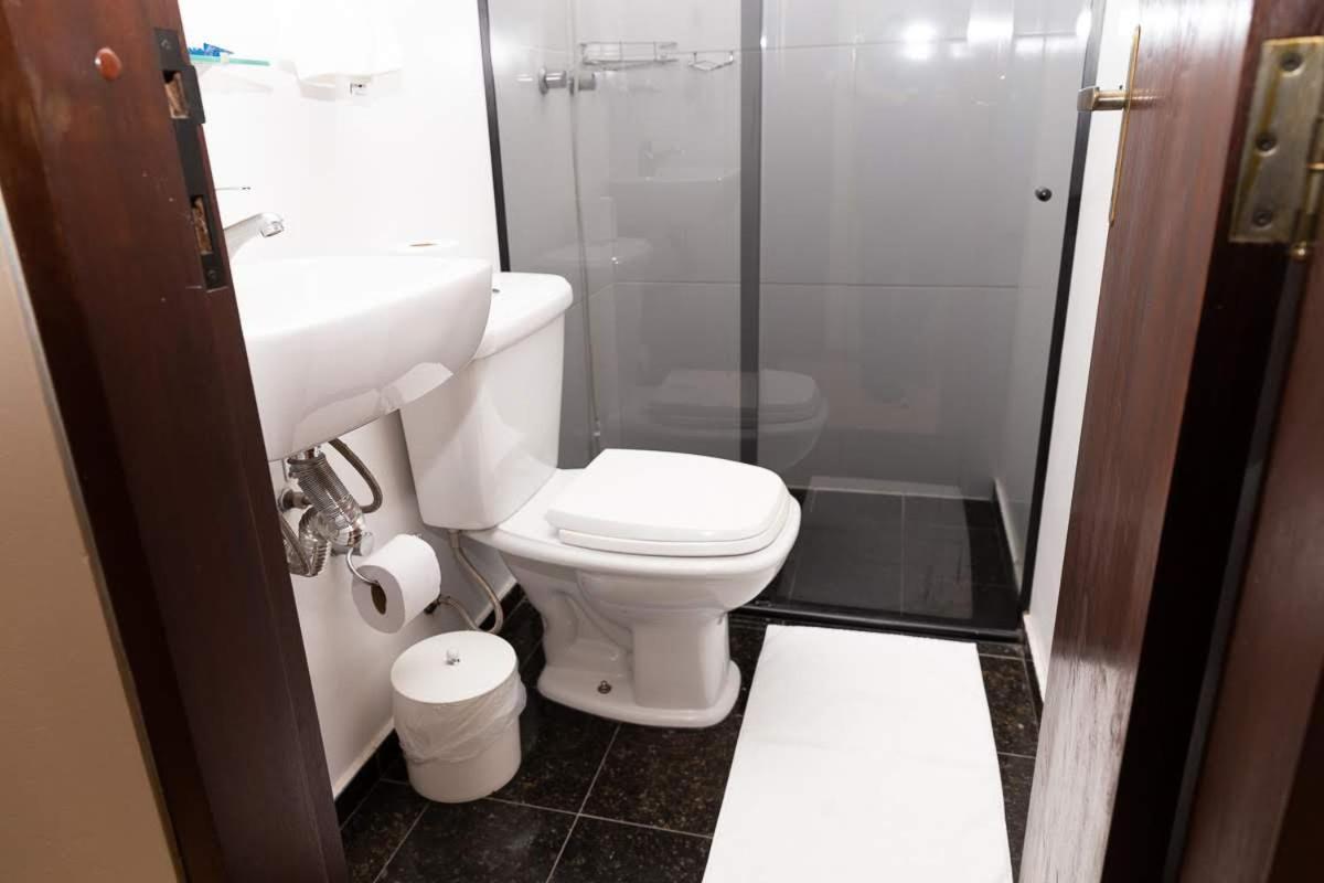 Large Double Or Twin Room photo 2