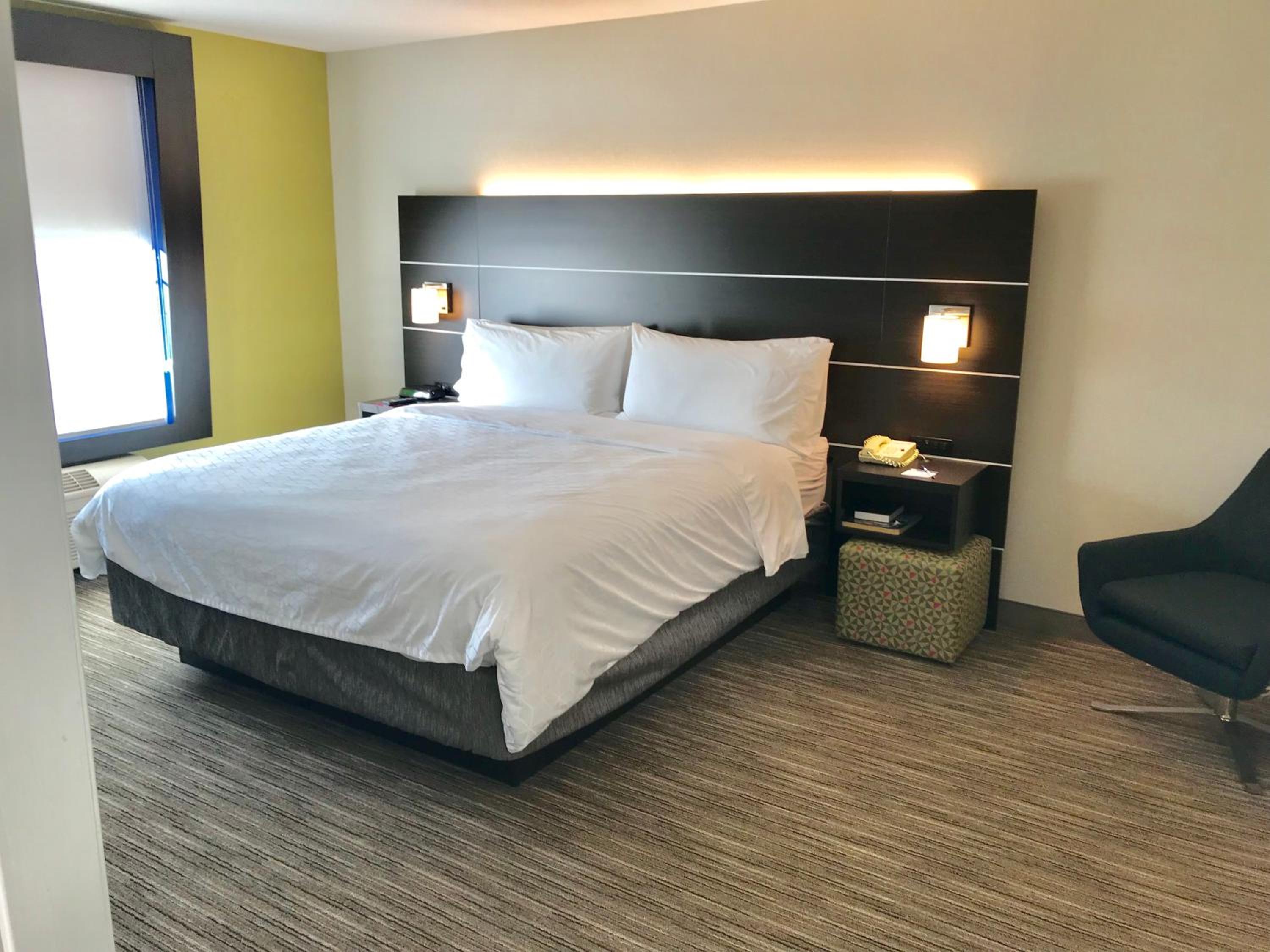 One-Bedroom King Suite - Photo 1
