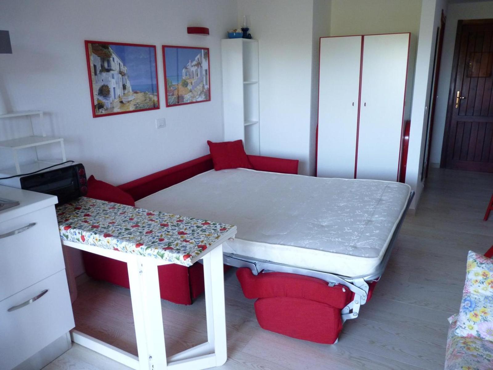 Studio Apartment With Sea View photo 1