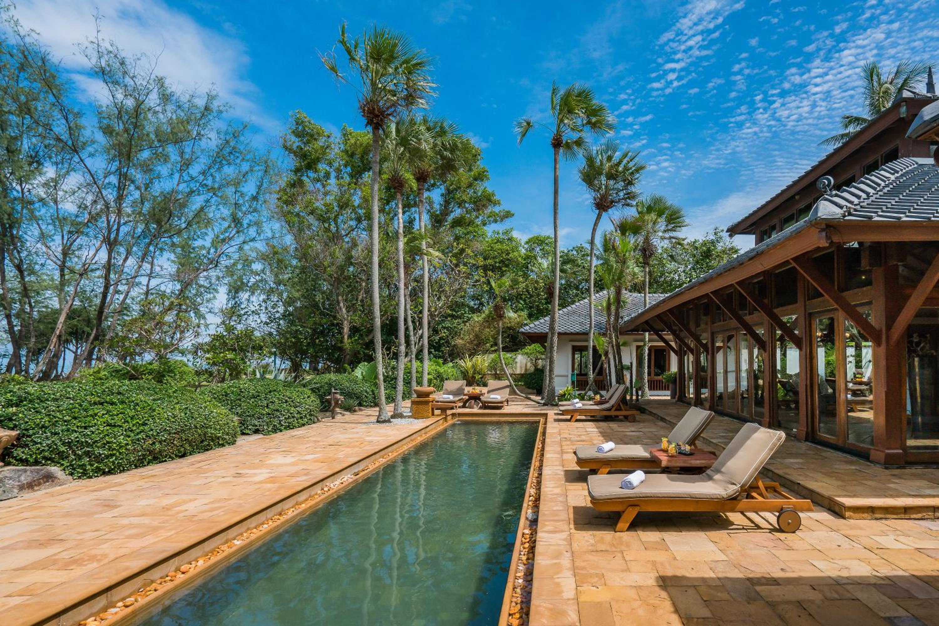Royal Two Bedroom Villa (Non Smoking) photo 3