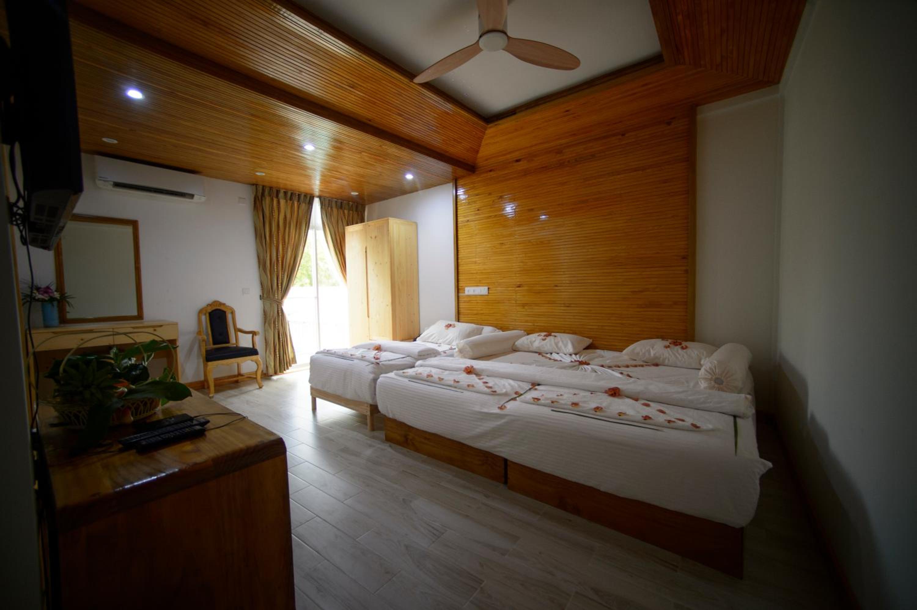Suite - Photo 4