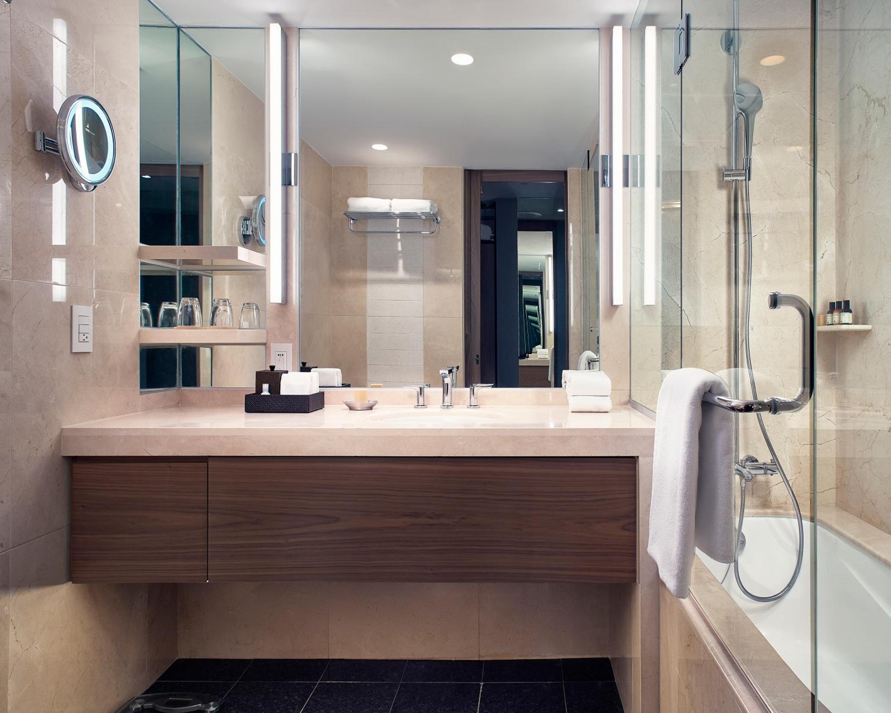 Regency Club Twin Room - High Floor - Photo 4