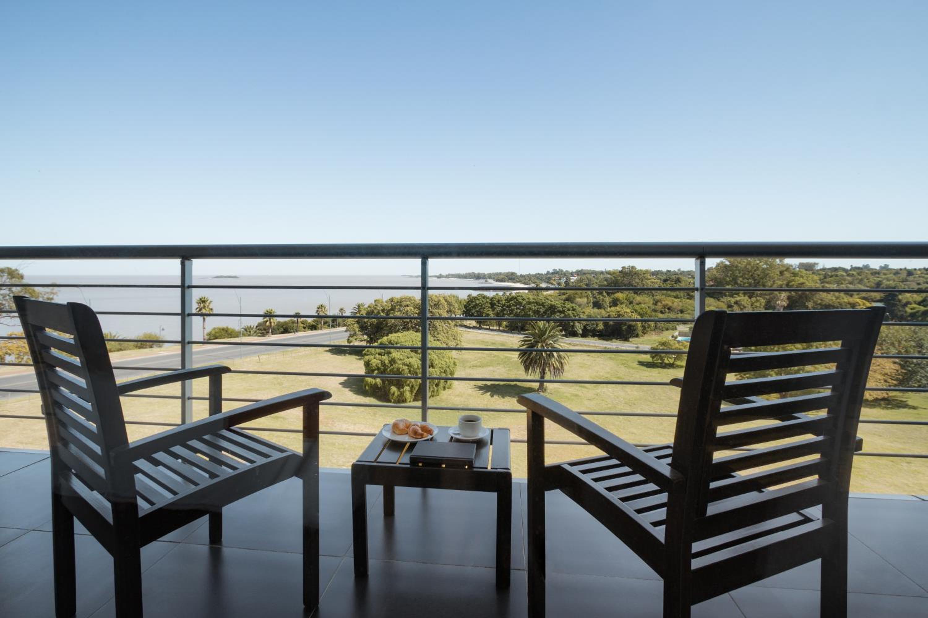 Loft with River View photo 3