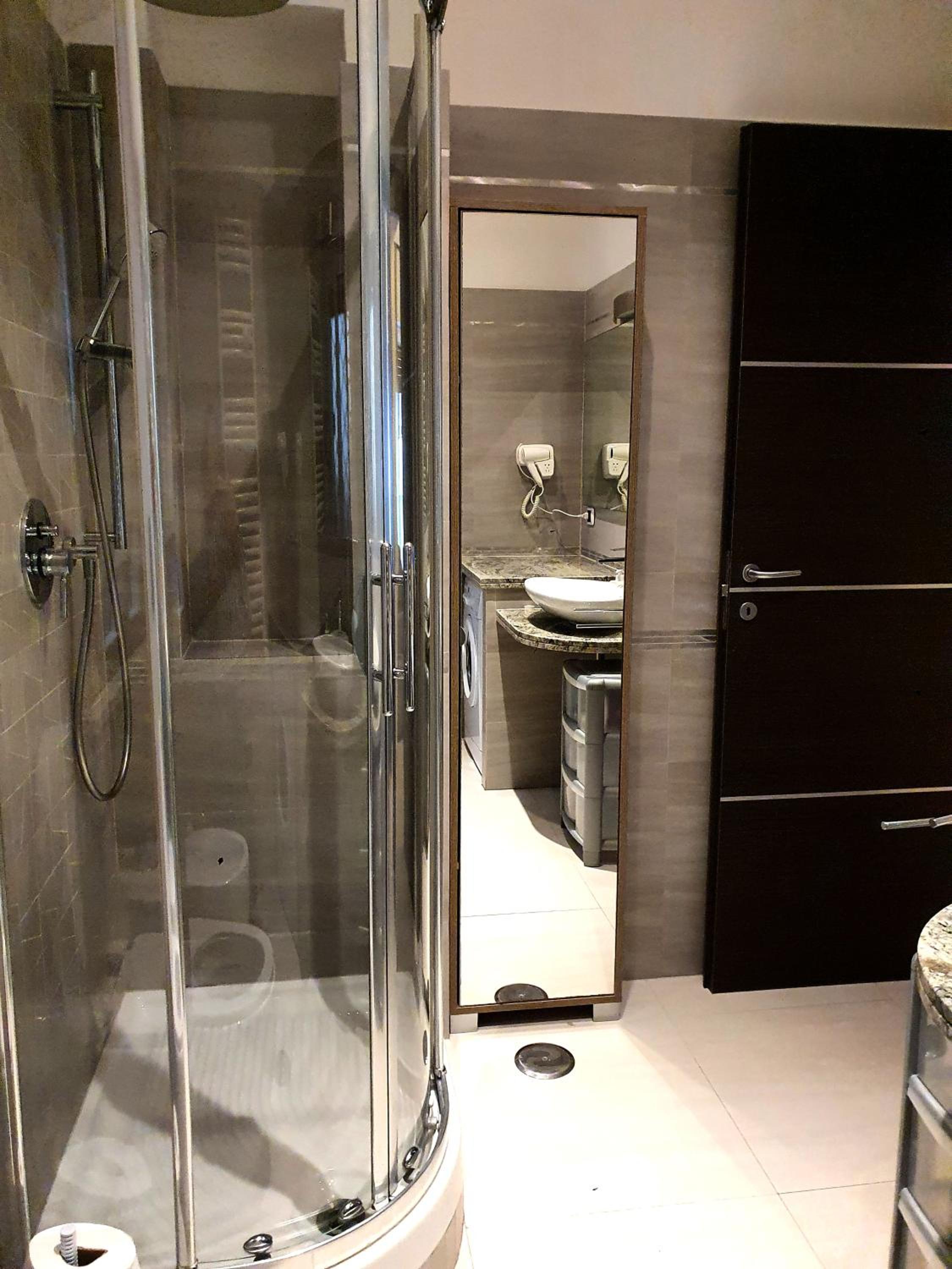 One-Bedroom Apartment - Photo 6