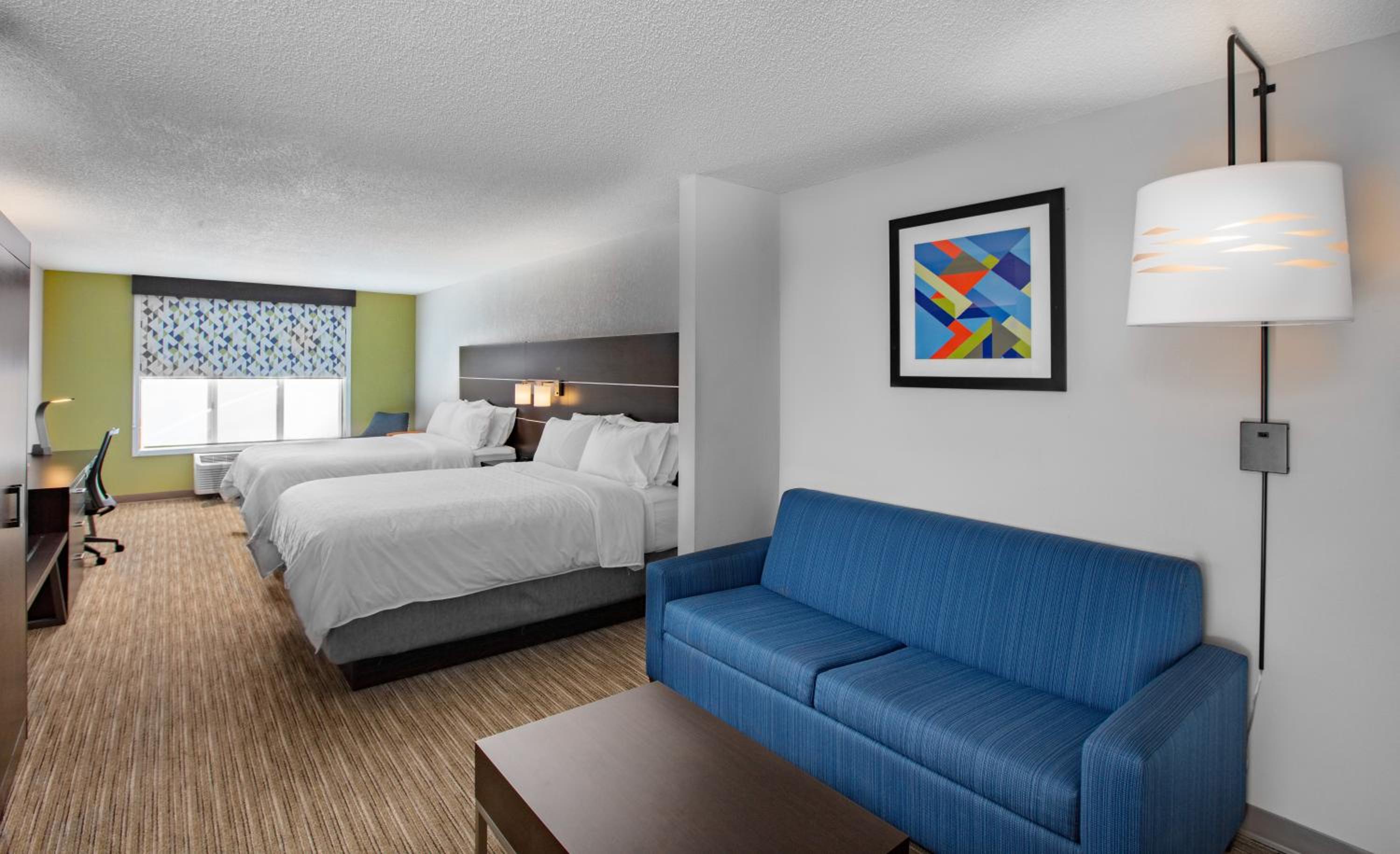 Suite with Two Beds - Non-Smoking photo 1