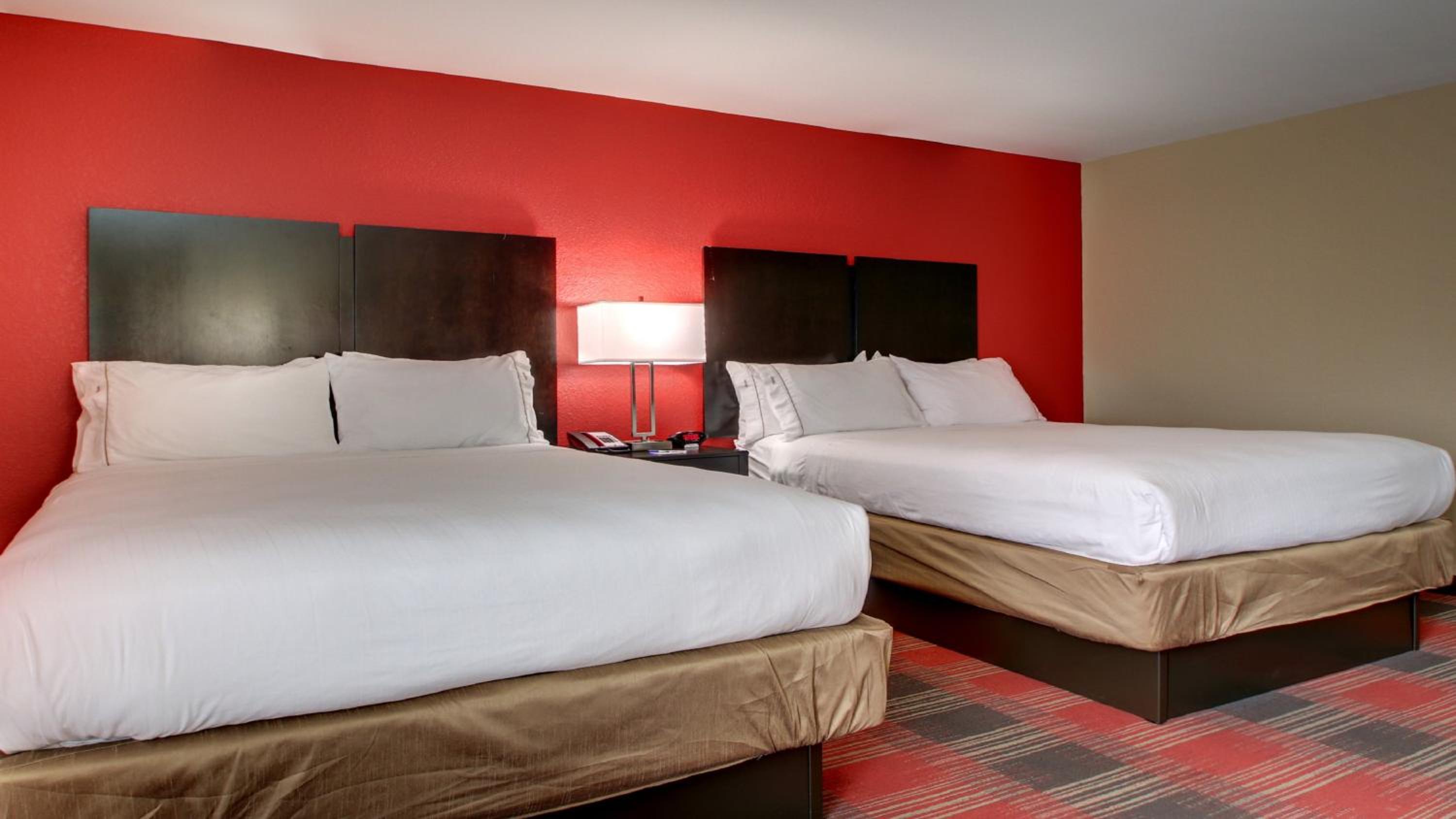 Standard Queen Room with Two Queen Beds - Photo 1