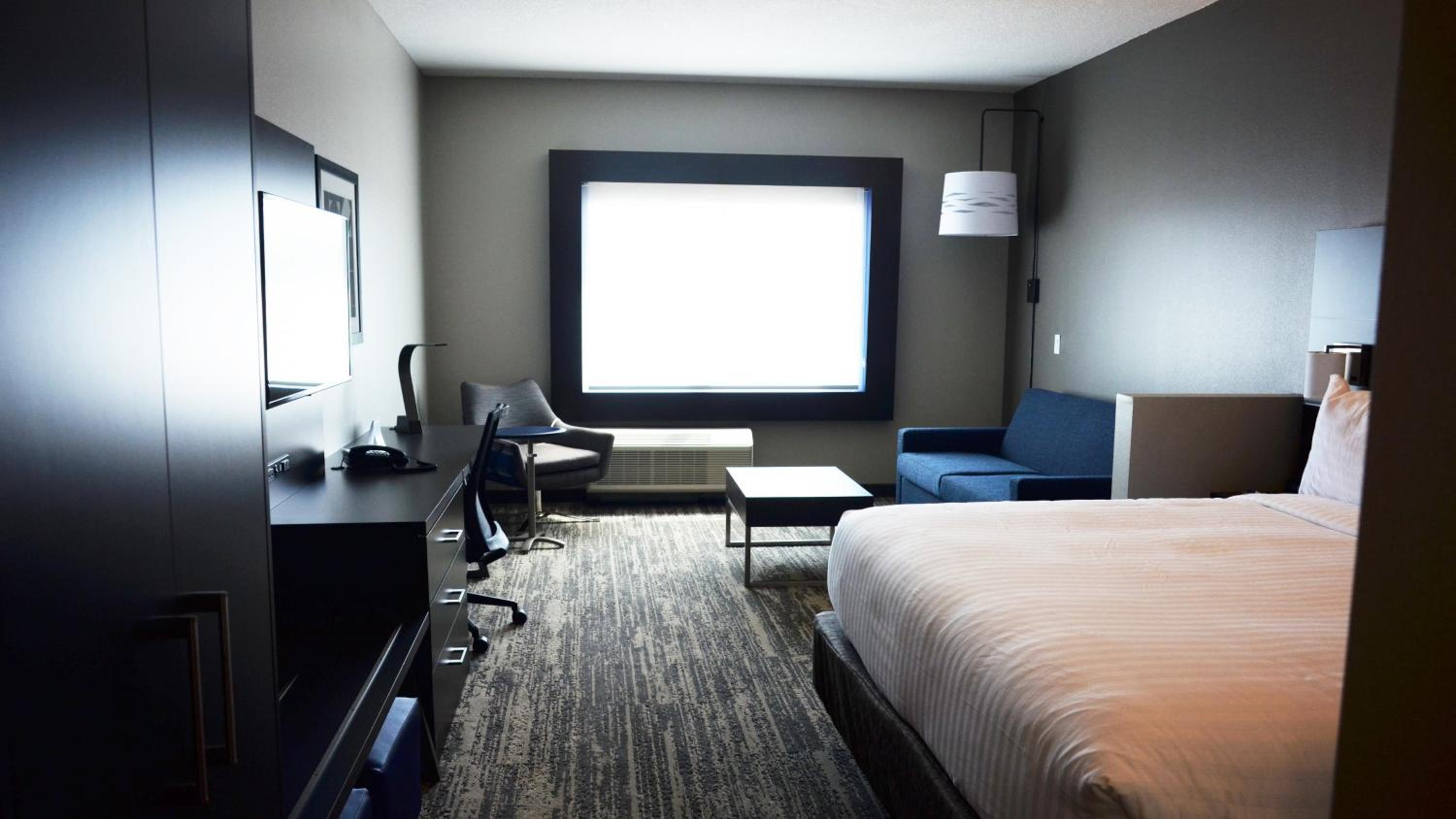 Standard King Room with Walk-In Shower