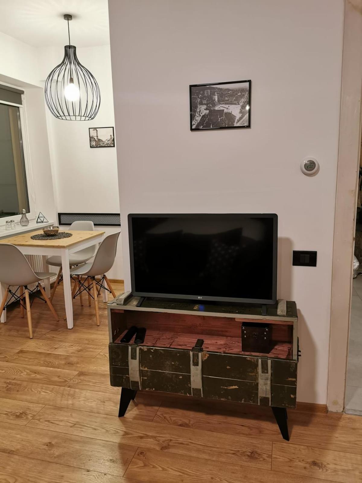 Studio Apartment - Photo 7