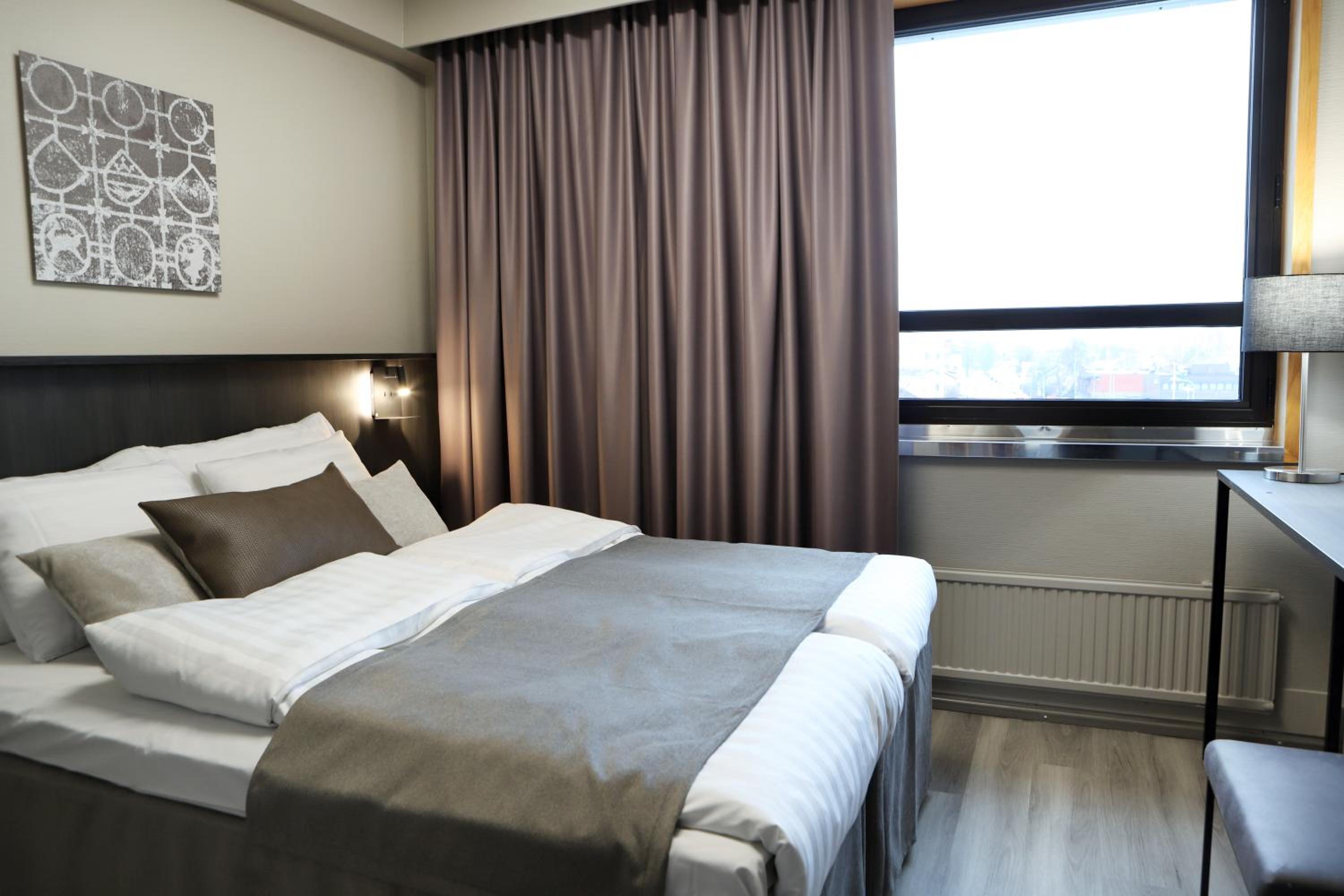 Standard Twin Room - Photo 5