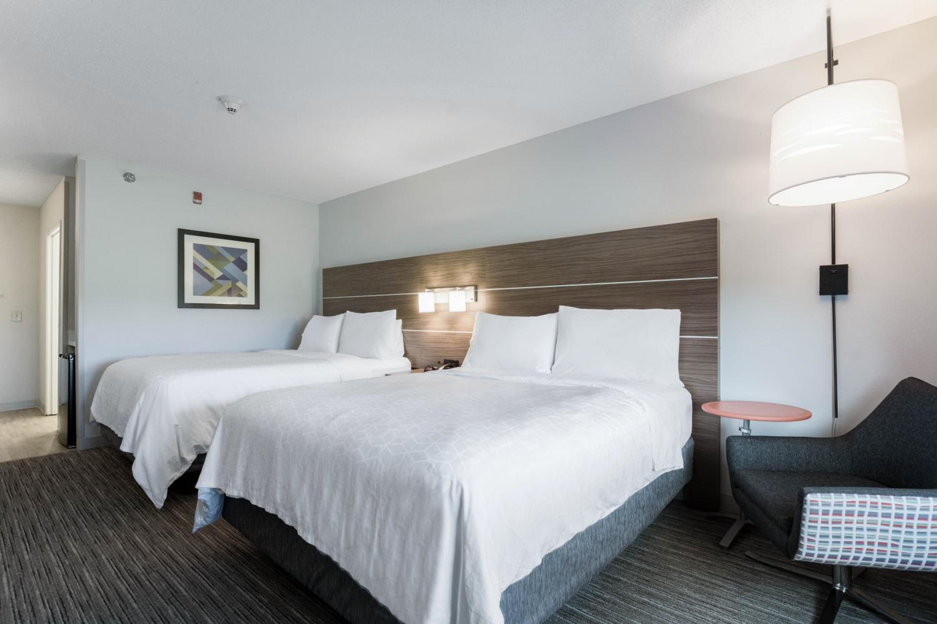 Deluxe Suite - Photo 5