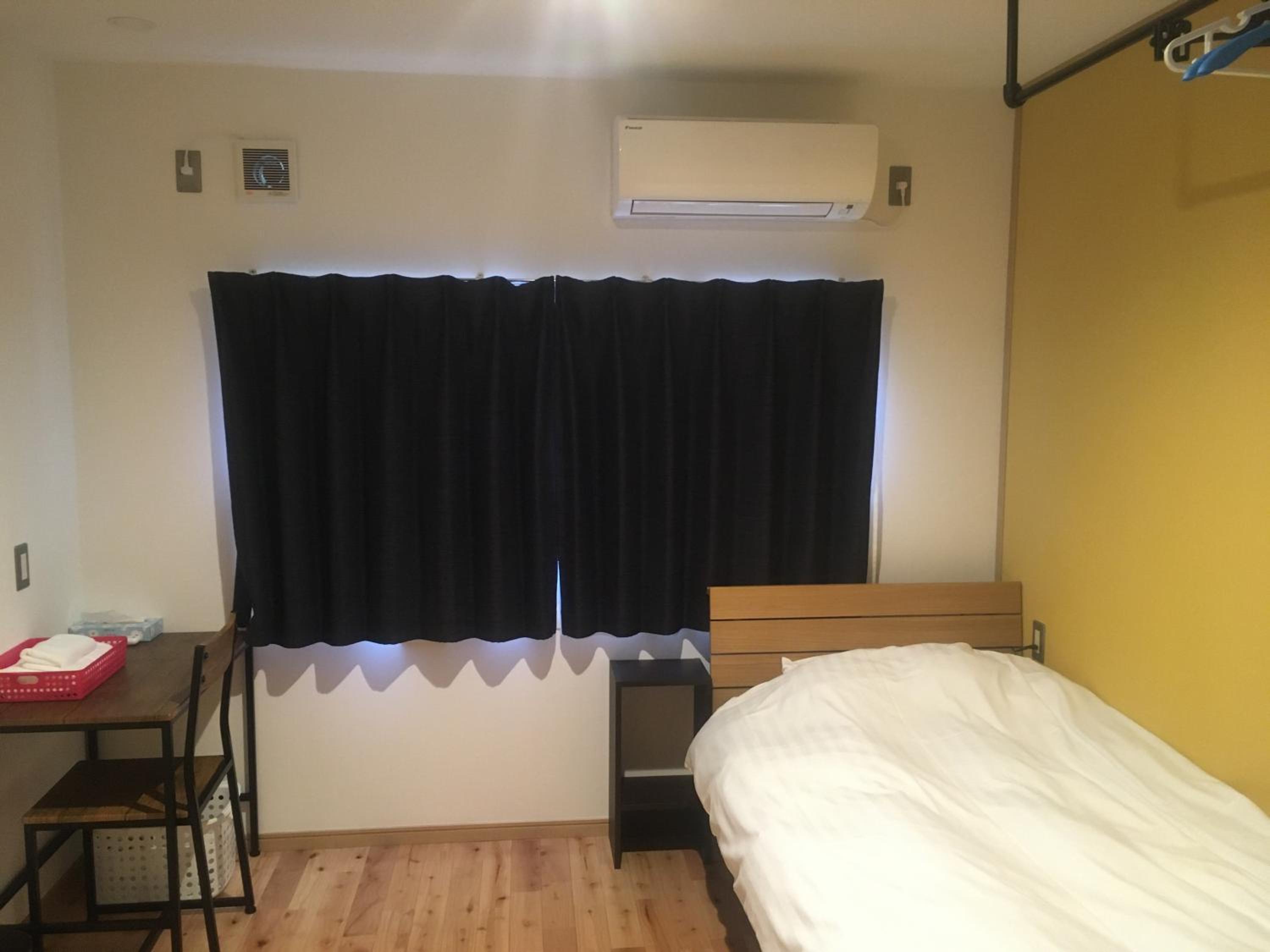 Single Room photo 1