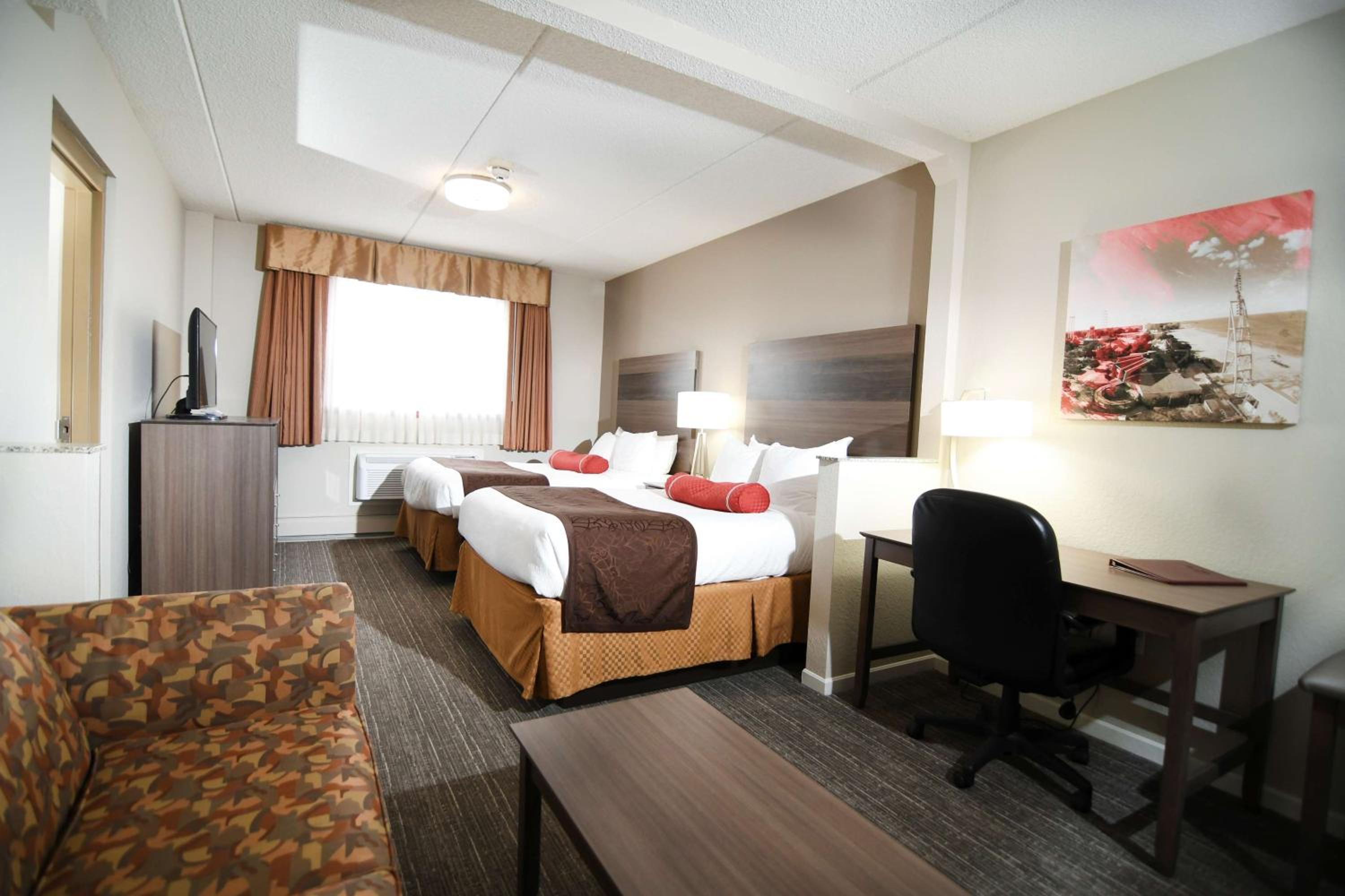 Double Suite with Two Double Beds - Non-Smoking - Photo 10