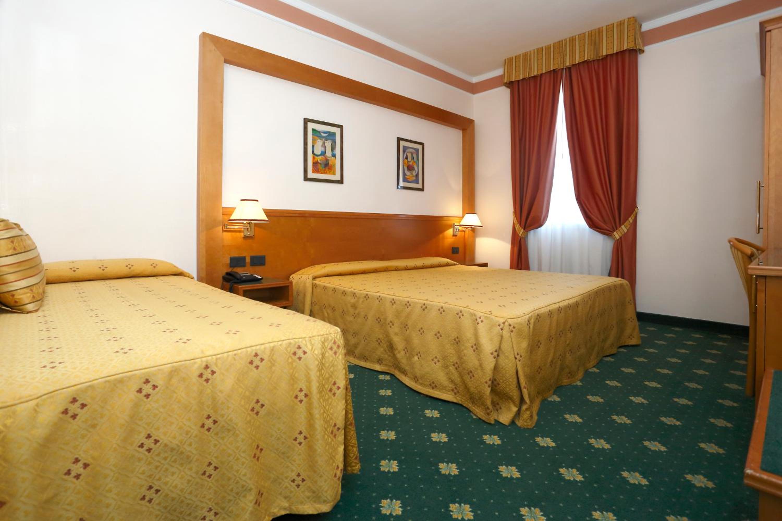 Triple Room photo 3