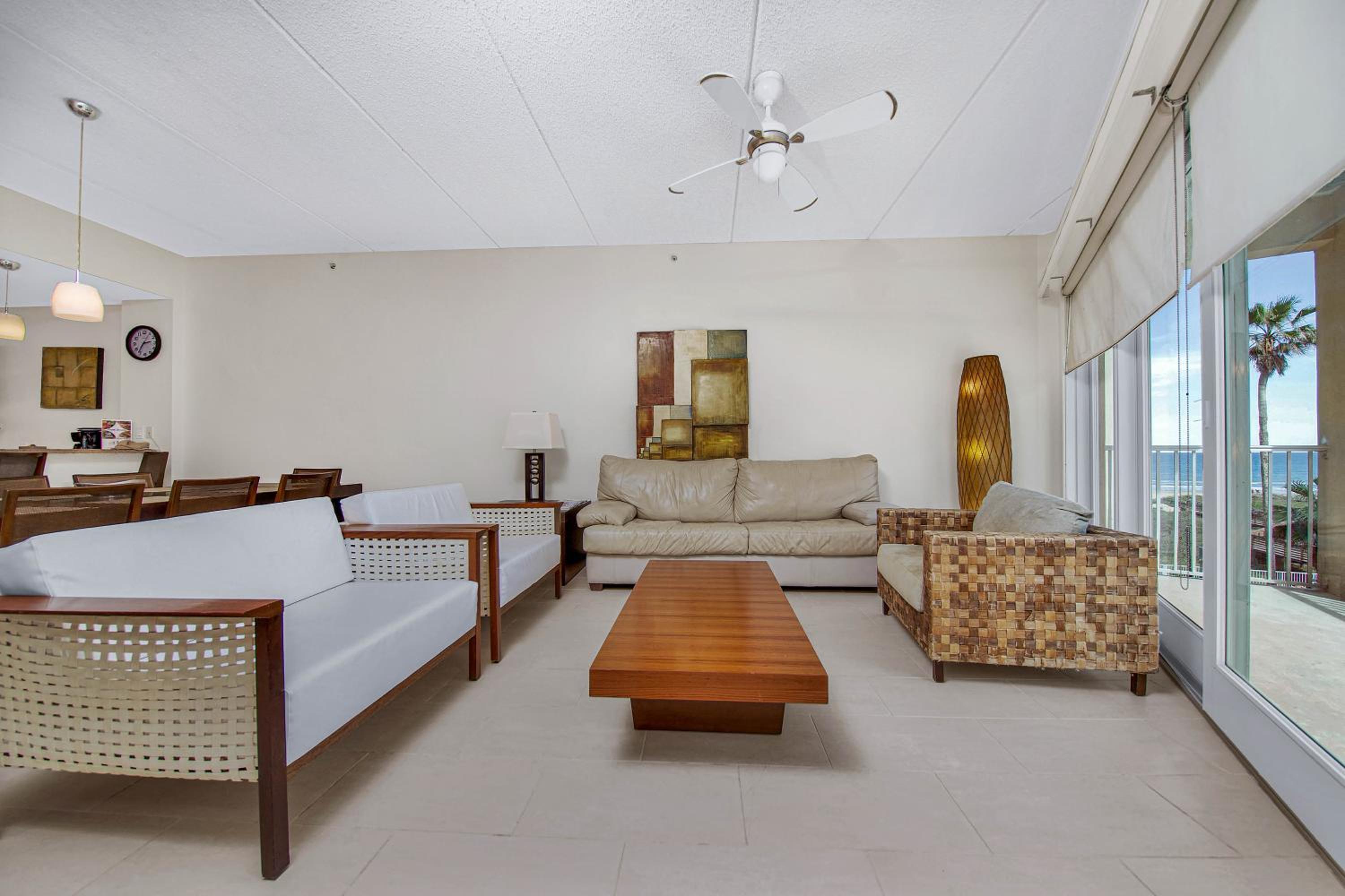 Three-Bedroom Apartment - Photo 5