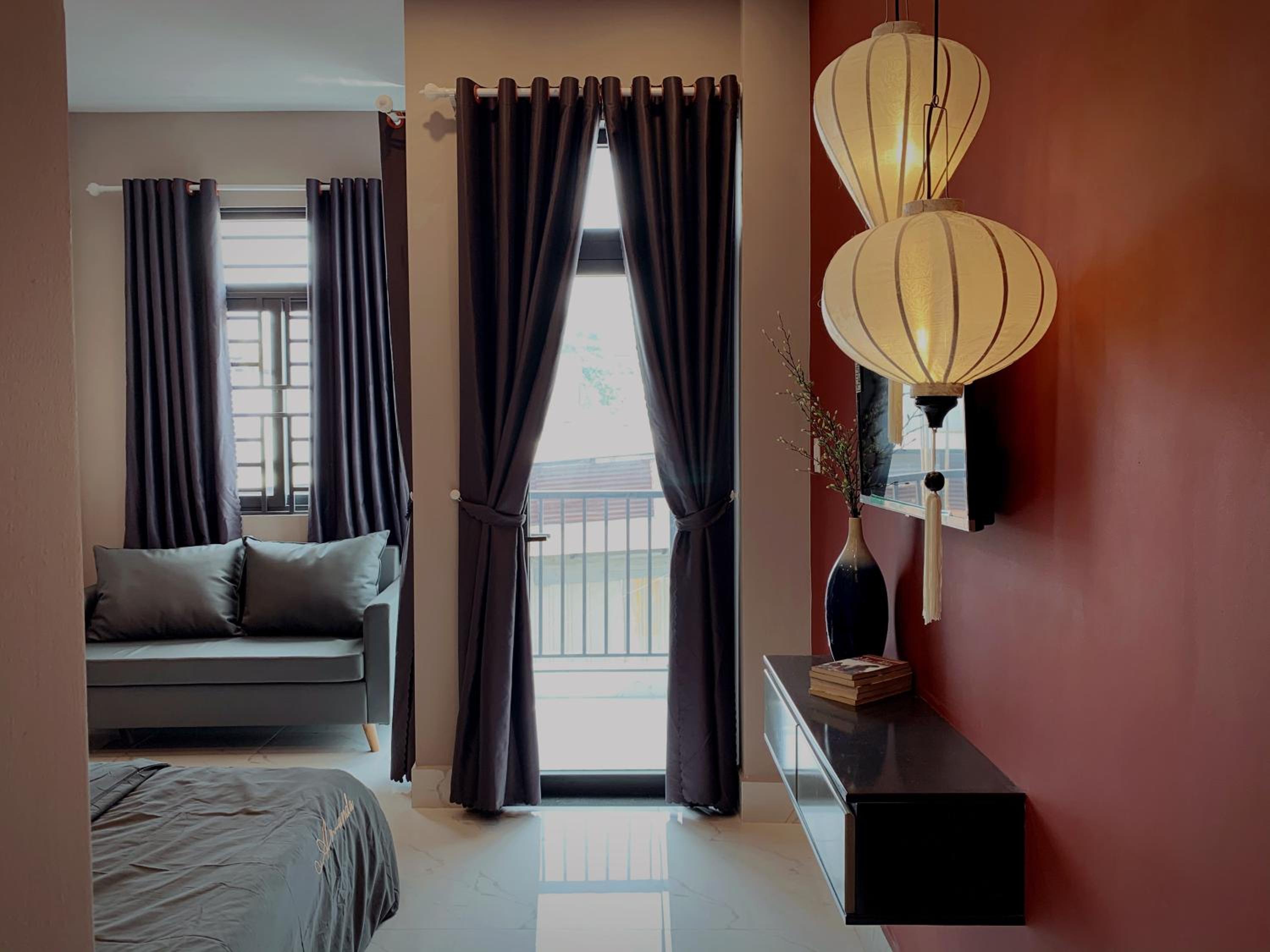 Deluxe Double Room with Balcony - Photo 5