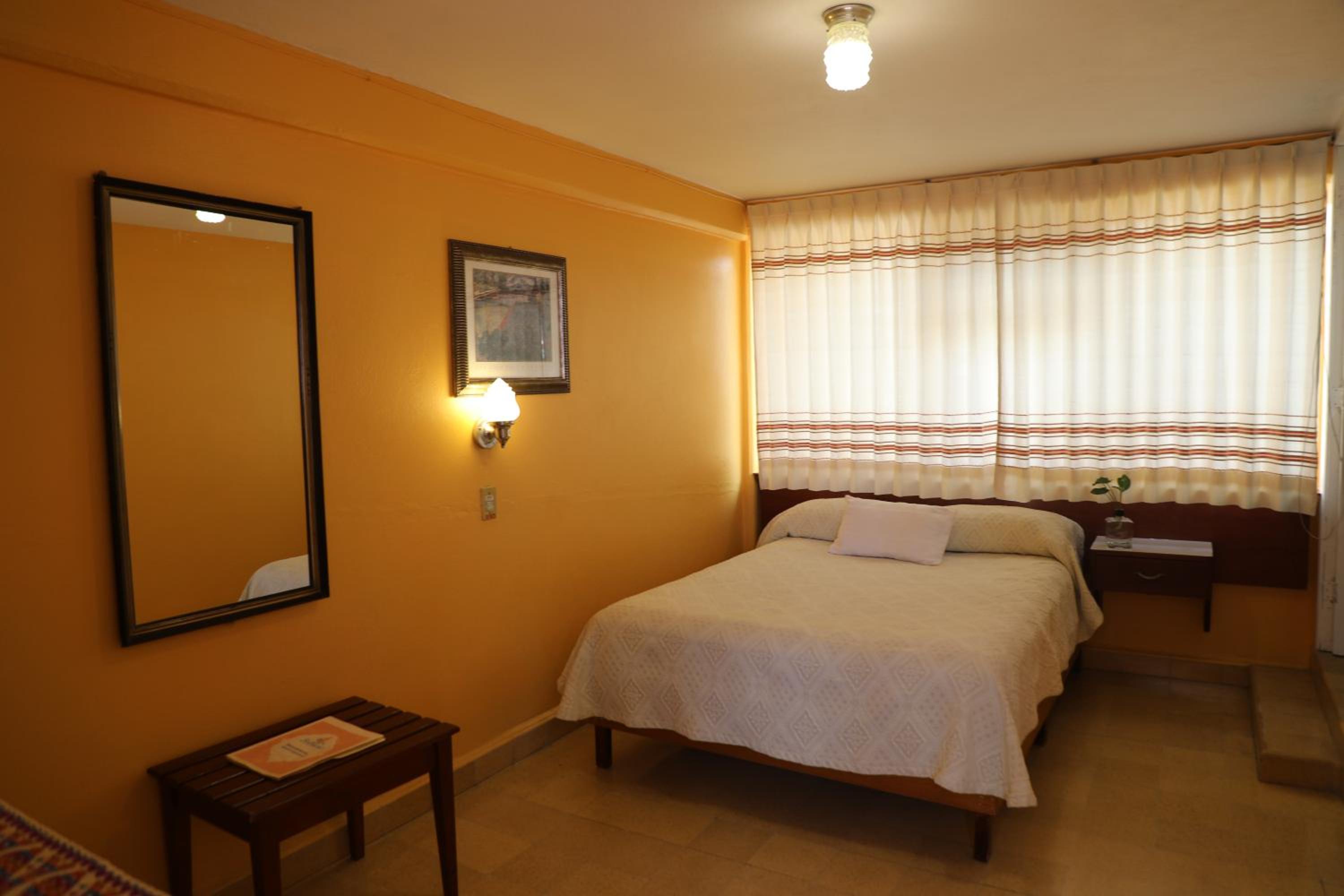 Small Double Room photo 2